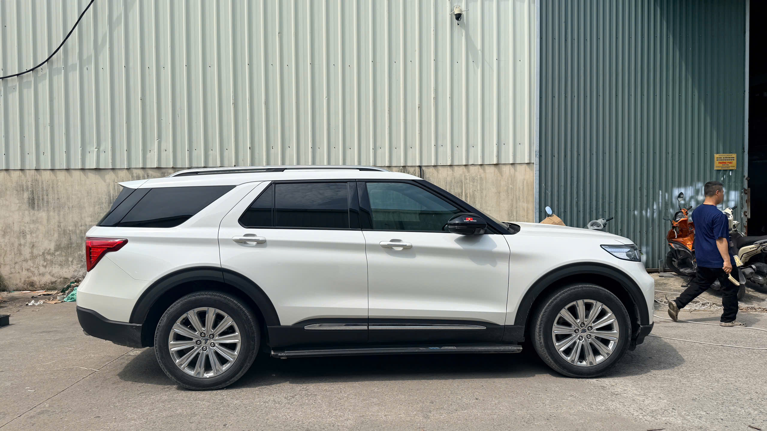 Ford Explorer 2022 Trắng 67000 km
