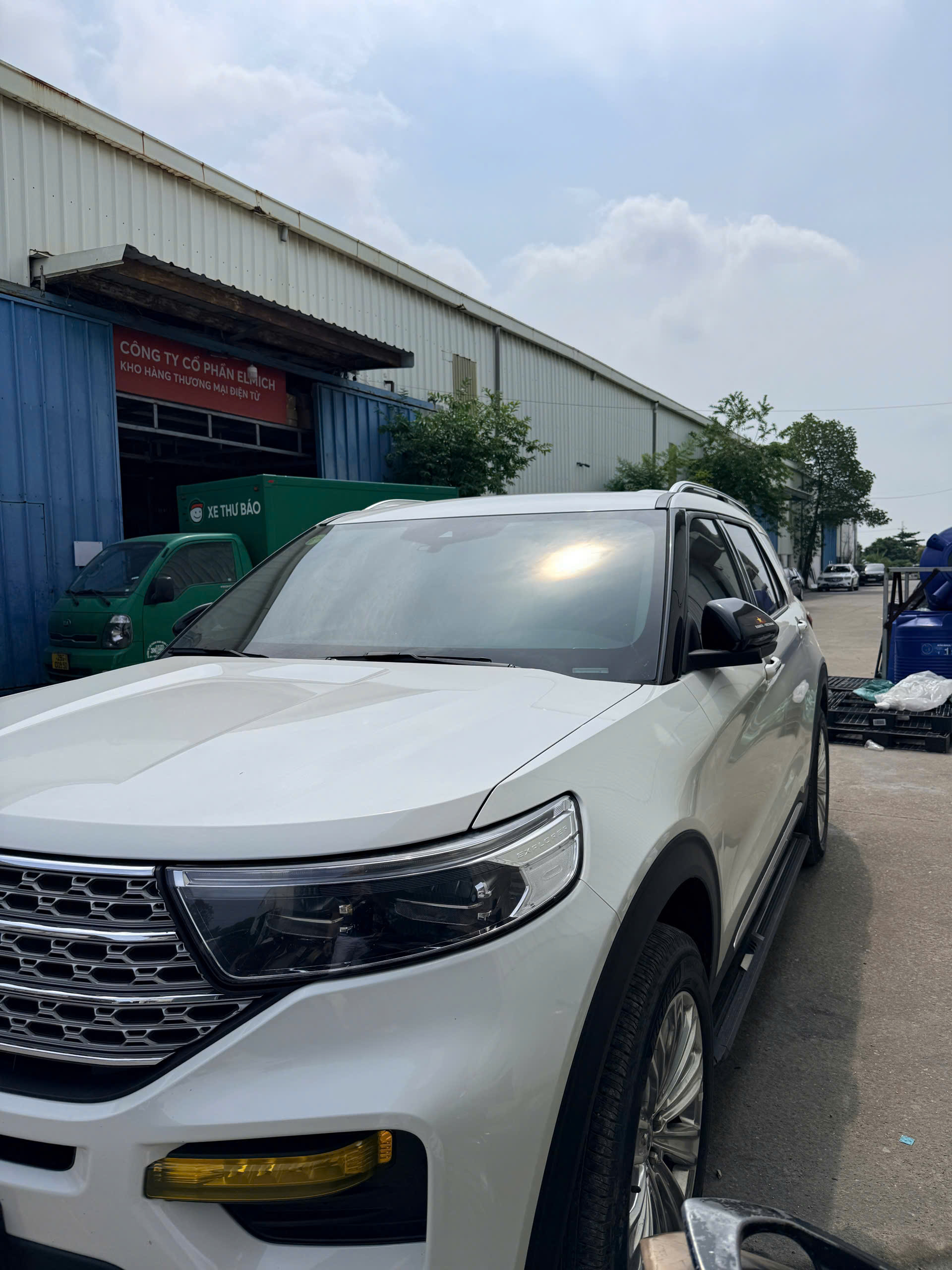 Ford Explorer 2022 Trắng 67000 km