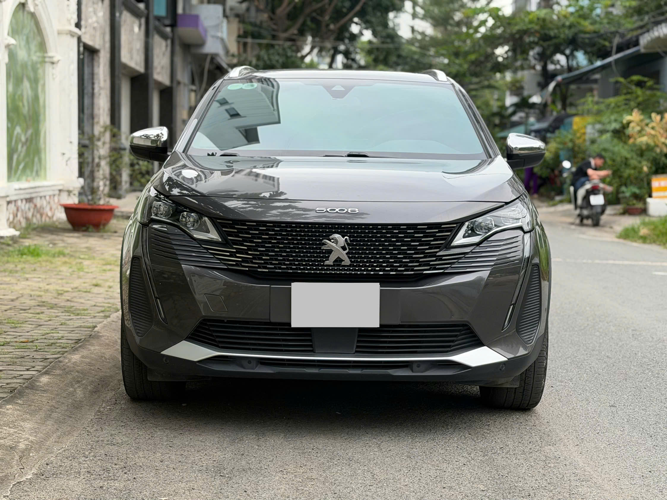 Bán xe Peugeot 5008 GT 1.6 AT sản xuất năm 2023, màu xám (ghi)