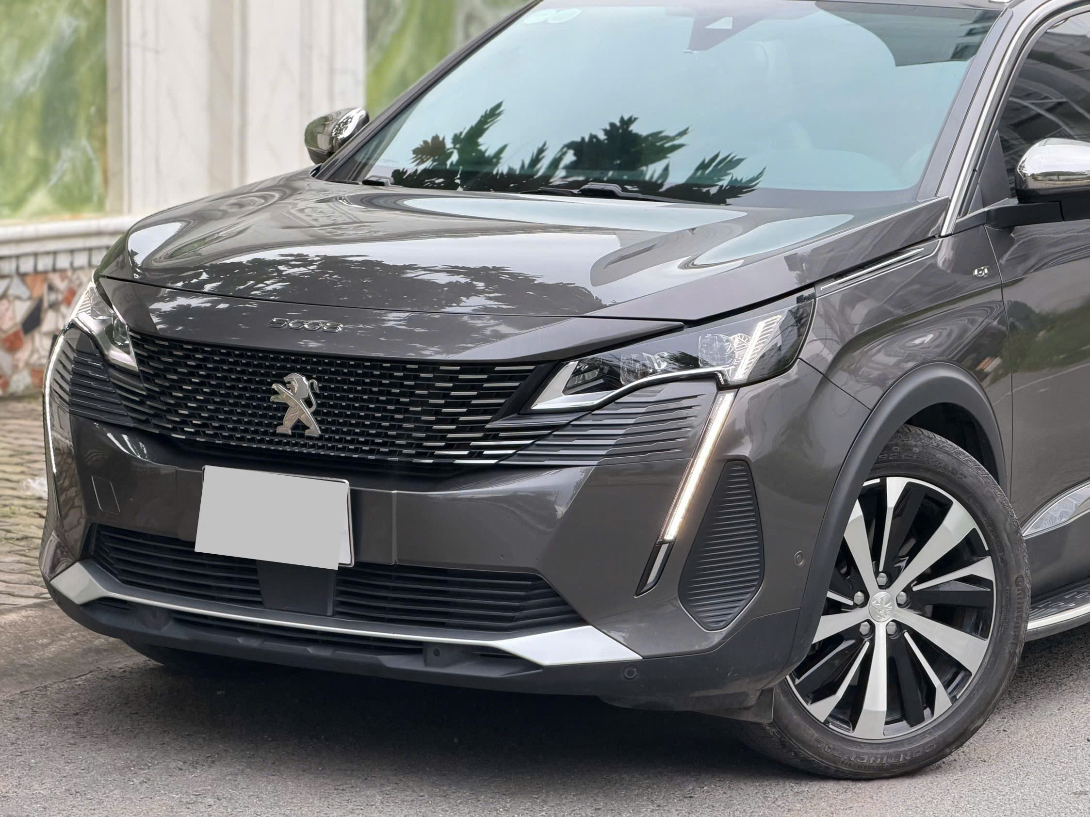 Bán xe Peugeot 5008 GT 1.6 AT sản xuất năm 2023, màu xám (ghi)