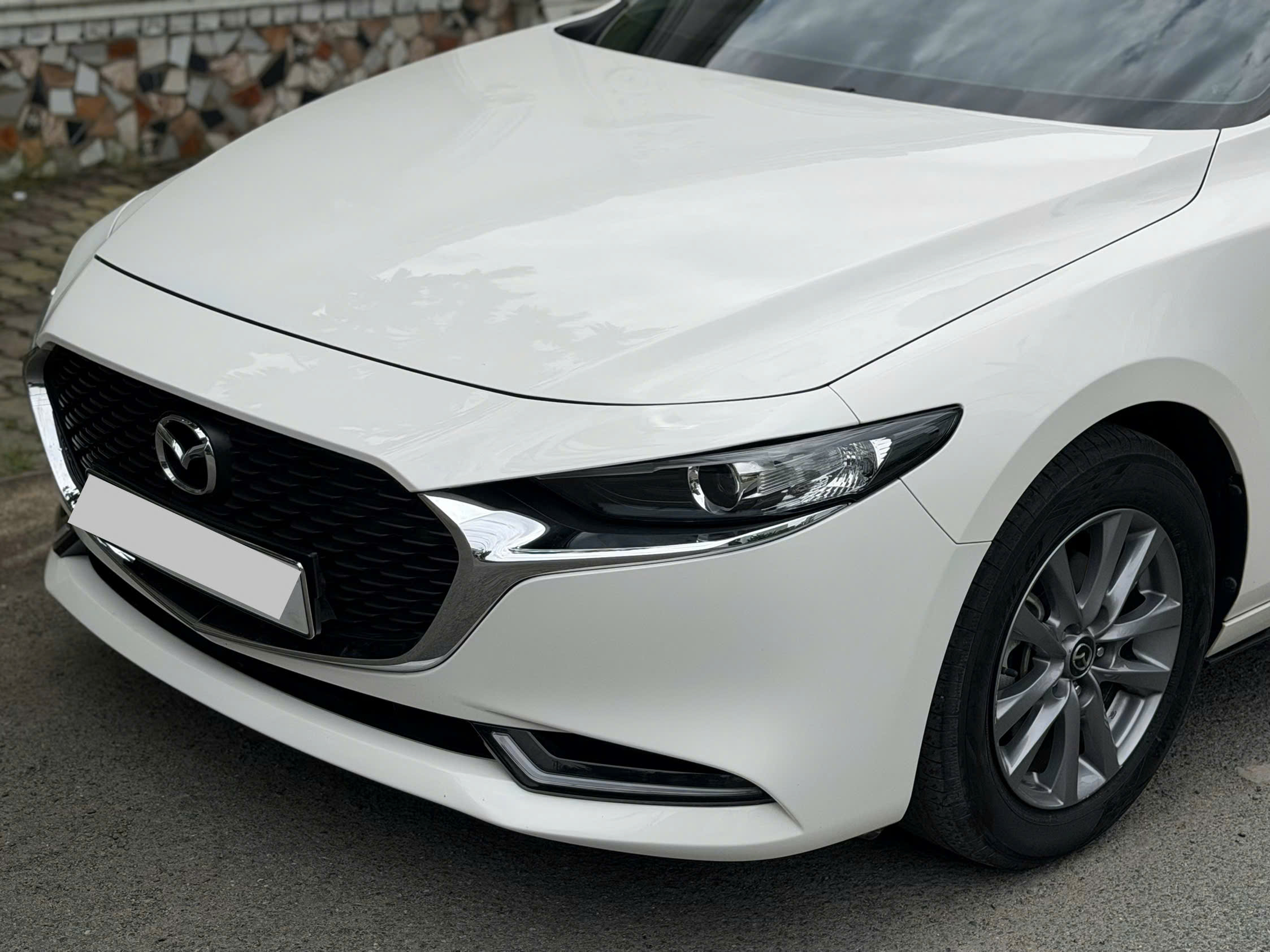 Cần bán Mazda Mazda 3 1.5L Luxury sản xuất 2023, màu trắng