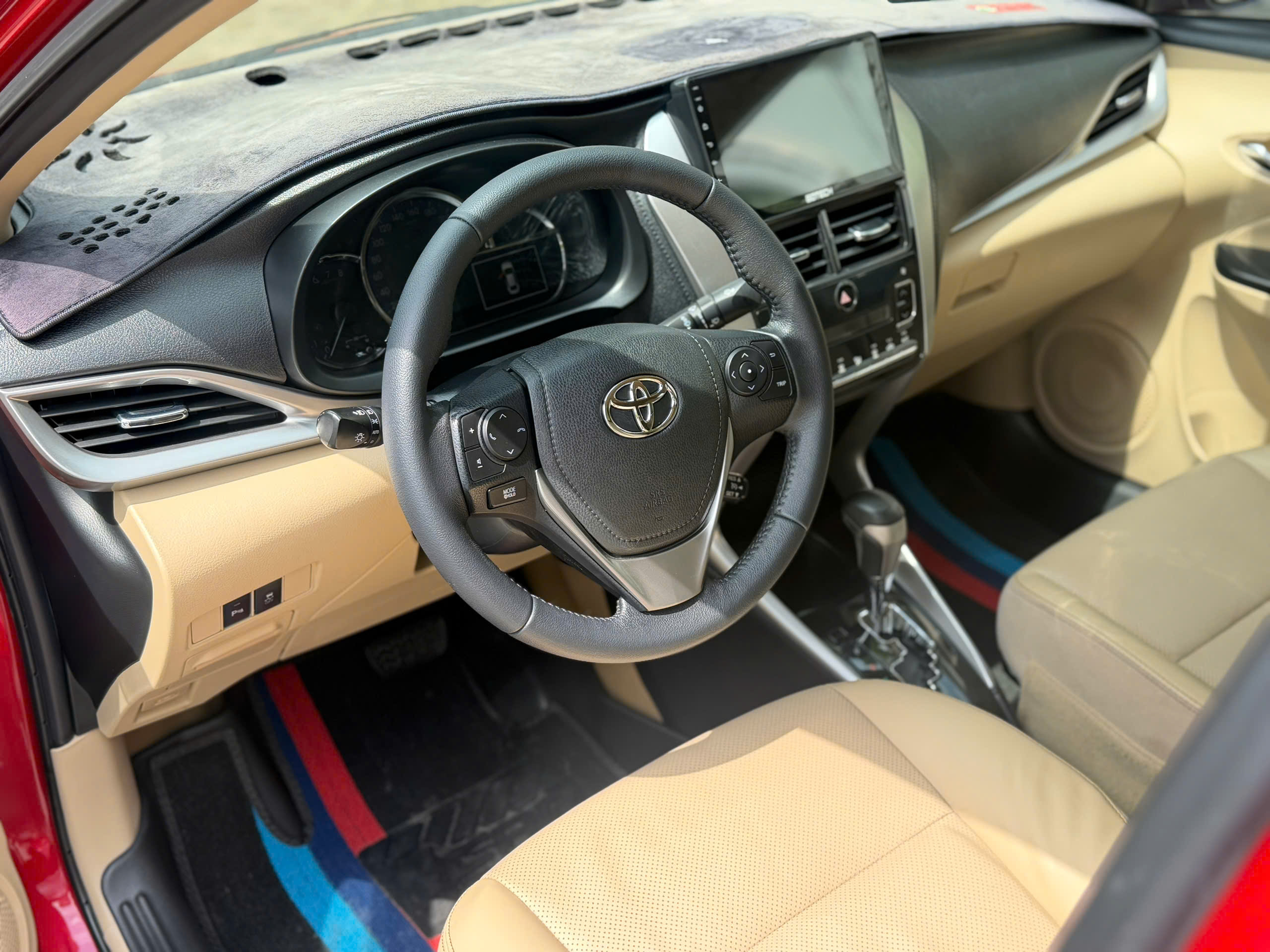 Bán Toyota Vios 1.5G năm 2020, màu đỏ