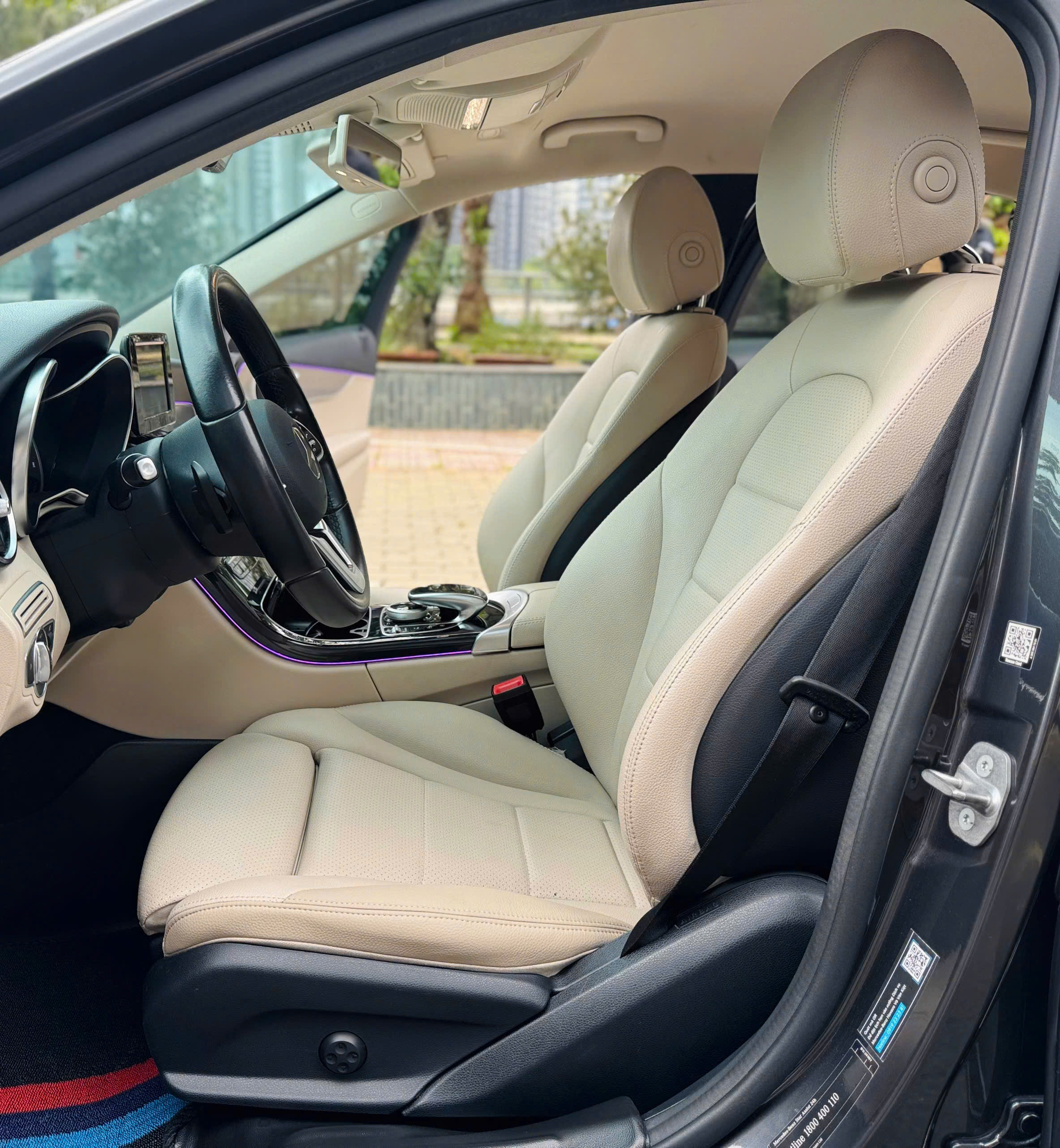 Bán Mercedes-Benz C class C180 năm 2020, màu xám (ghi)