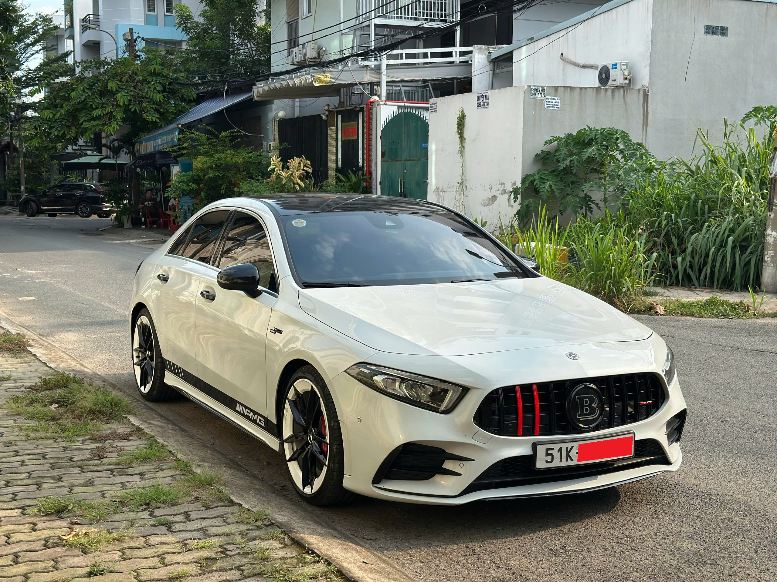Bán xe Mercedes-Benz A class A35 AMG 4Matic sản xuất 2020, màu trắng, nhập khẩu, 1.099tỉ
