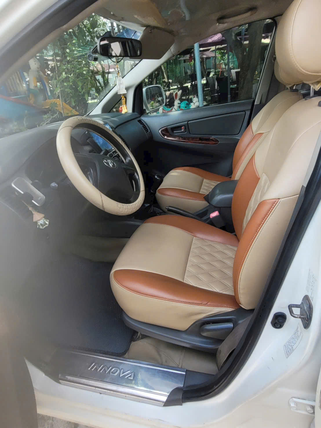CẦN BÁN TOYOTA INNOVA