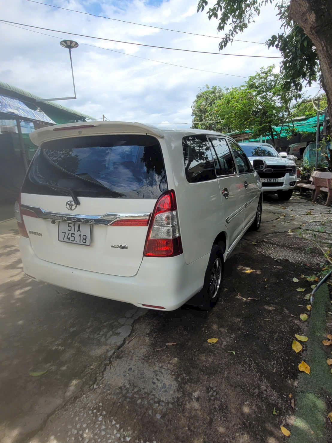 CẦN BÁN TOYOTA INNOVA
