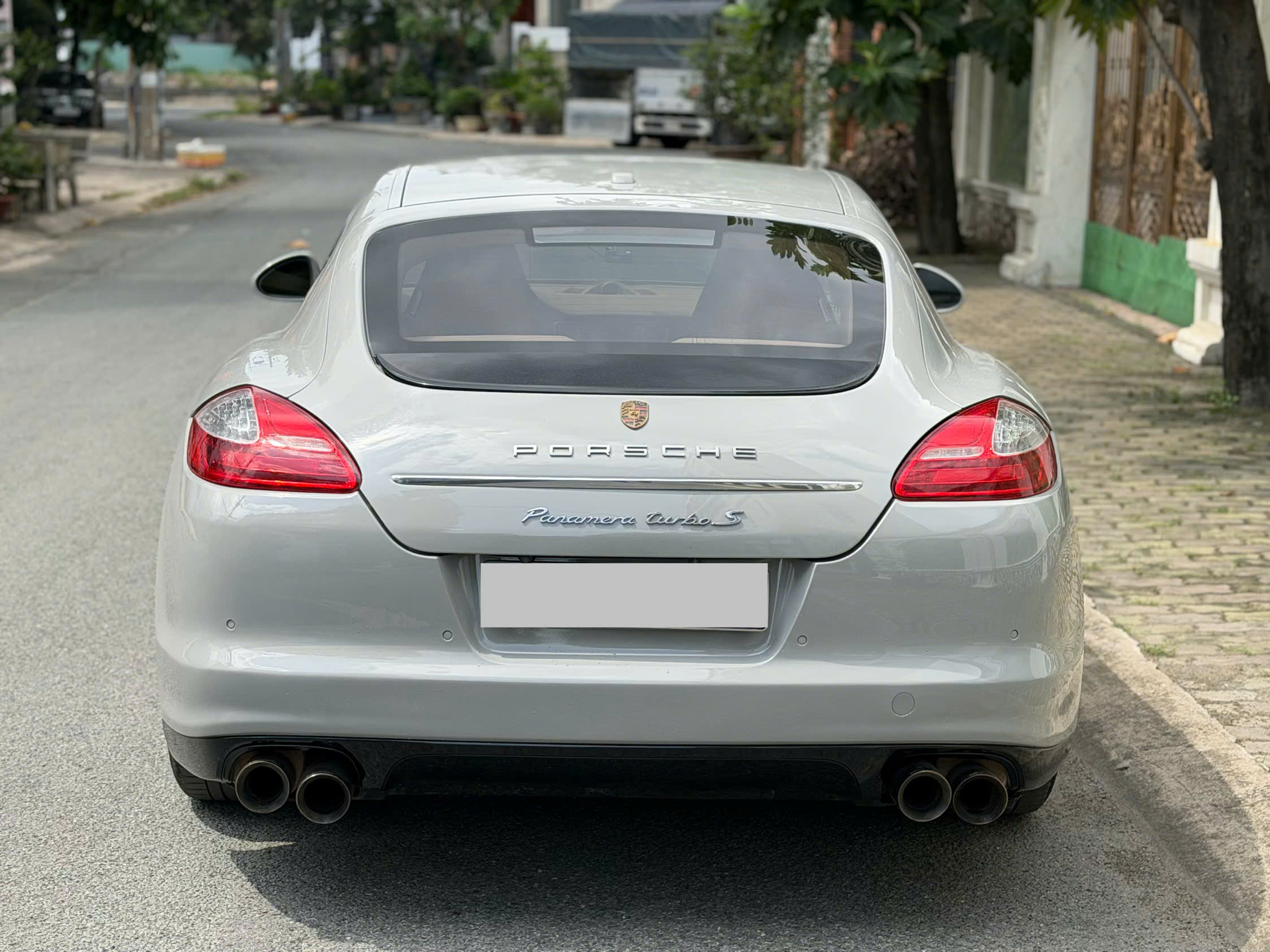 Cần bán xe Porsche Panamera 3.6 V6 sản xuất năm 2011, màu xám (ghi), nhập khẩu
