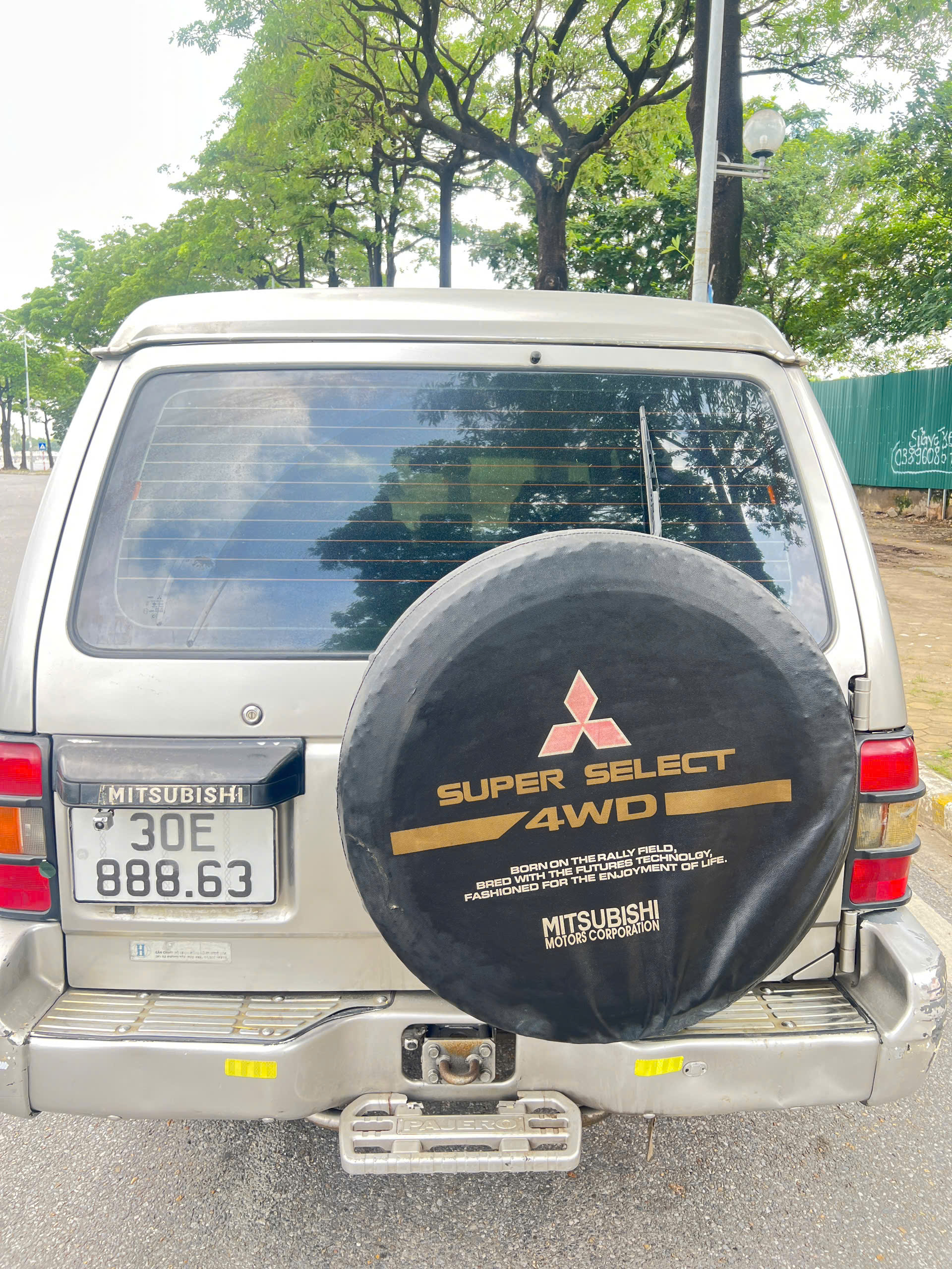 BÁN MITSUBISHI PAJERO V33 – ĐỜI 2000