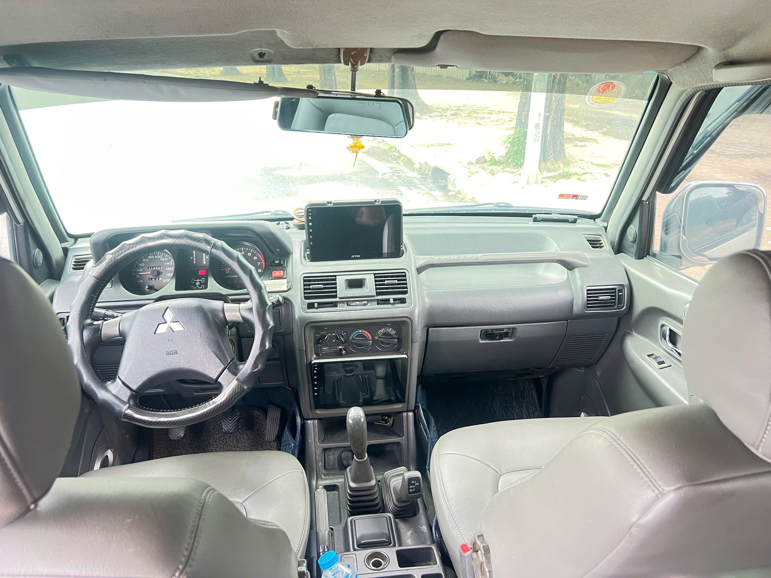 BÁN MITSUBISHI PAJERO V33 – ĐỜI 2000