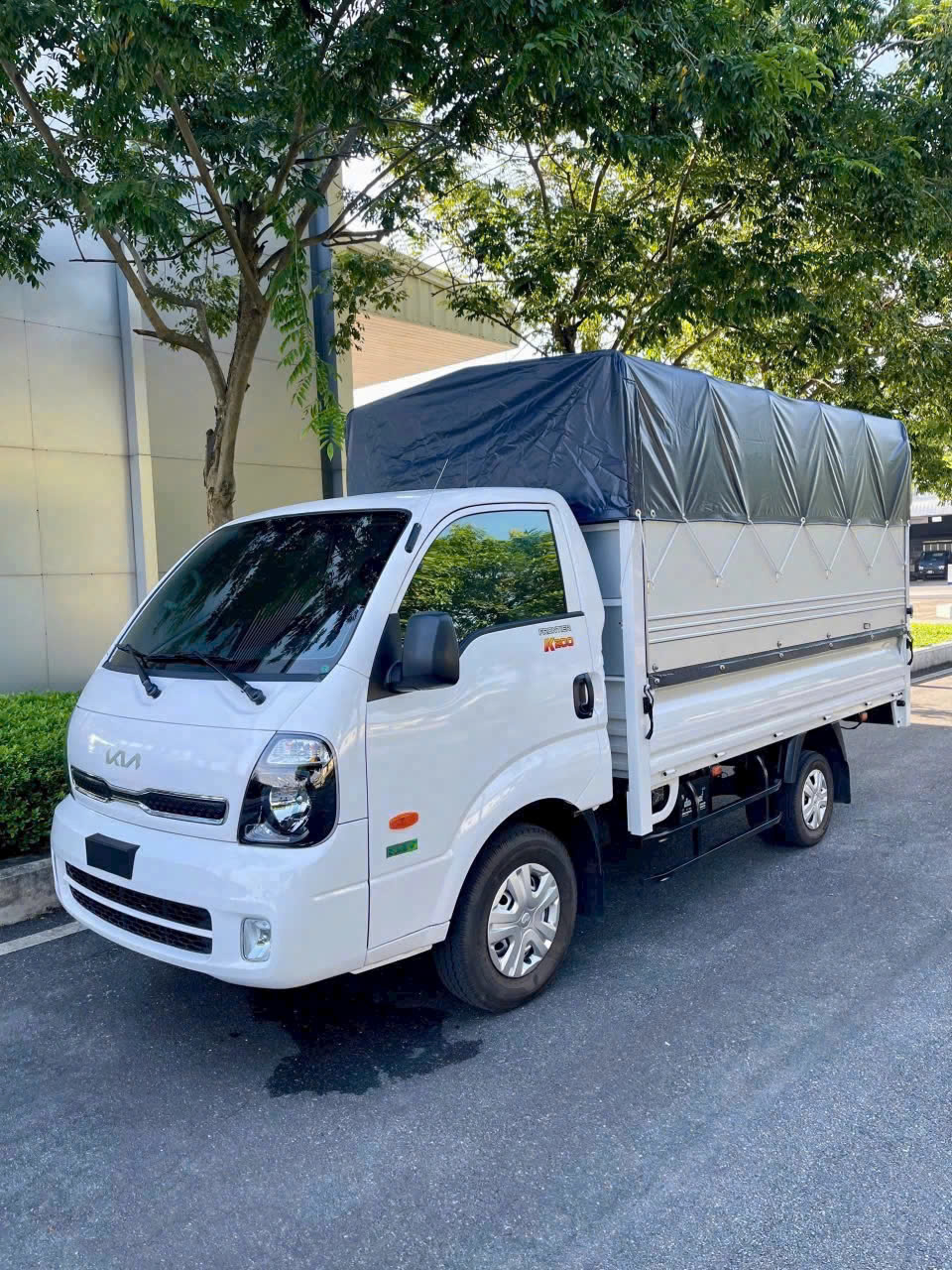 XE TẢI KIA200 – NHỎ GỌN, MẠNH MẼ, CHỞ HÀNG HIỆU QUẢ