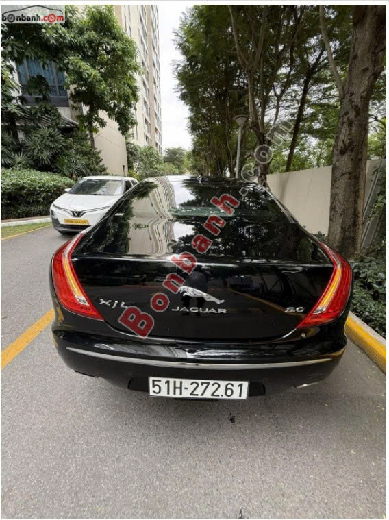 Xe Jaguar XJ series XJL 3.0 Supercharged 2013 - 880 Triệu