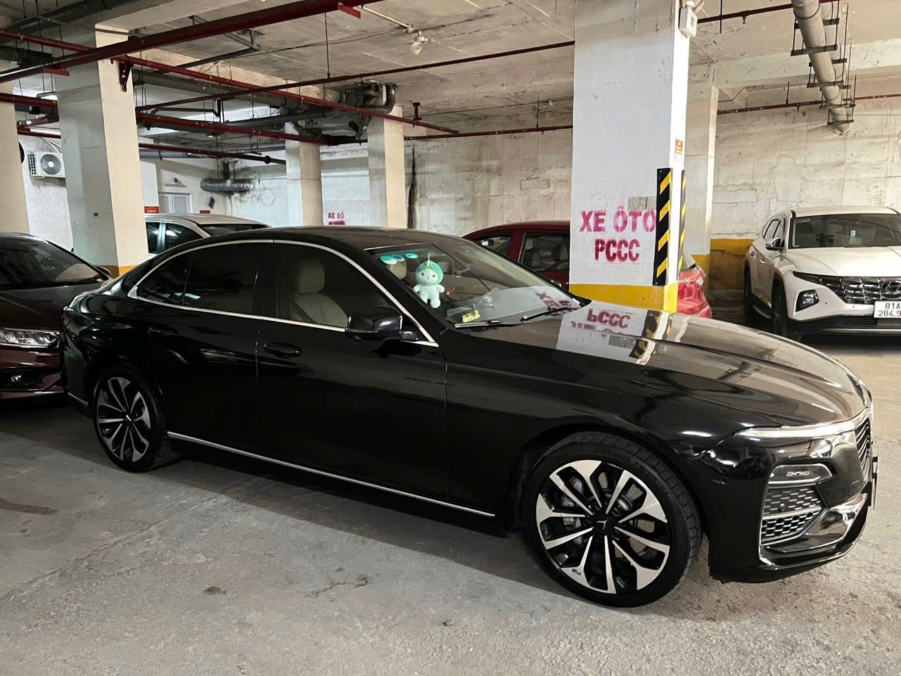 VINFAST LUX A 2.0 PREMIUM 2020 – MÀU ĐEN