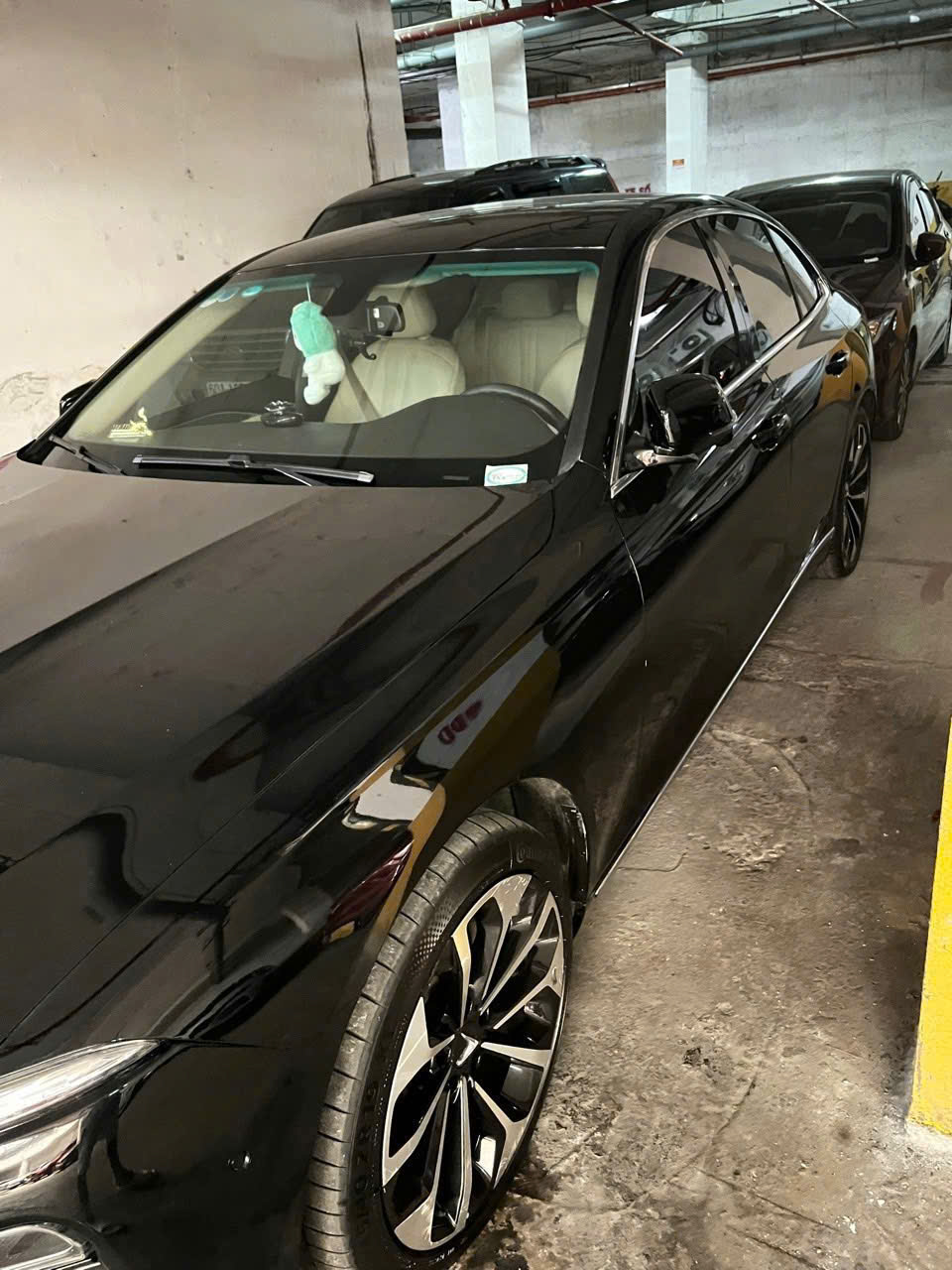 VINFAST LUX A 2.0 PREMIUM 2020 – MÀU ĐEN
