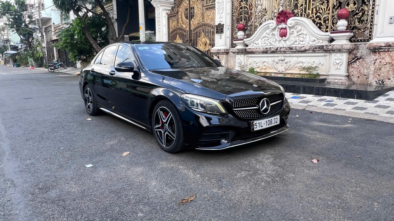 Mercedes C300 AMG Đen Nội Thất Đen Model 2020 , SX 2019