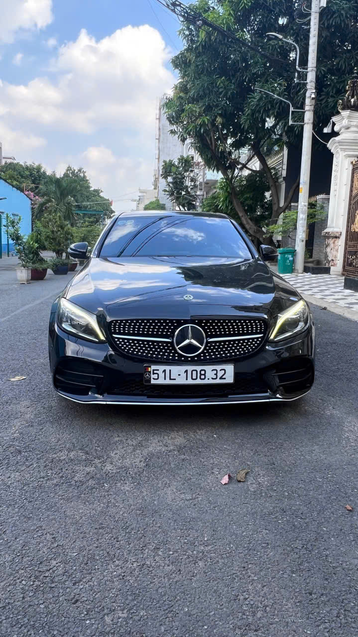 Mercedes C300 AMG Đen Nội Thất Đen Model 2020 , SX 2019