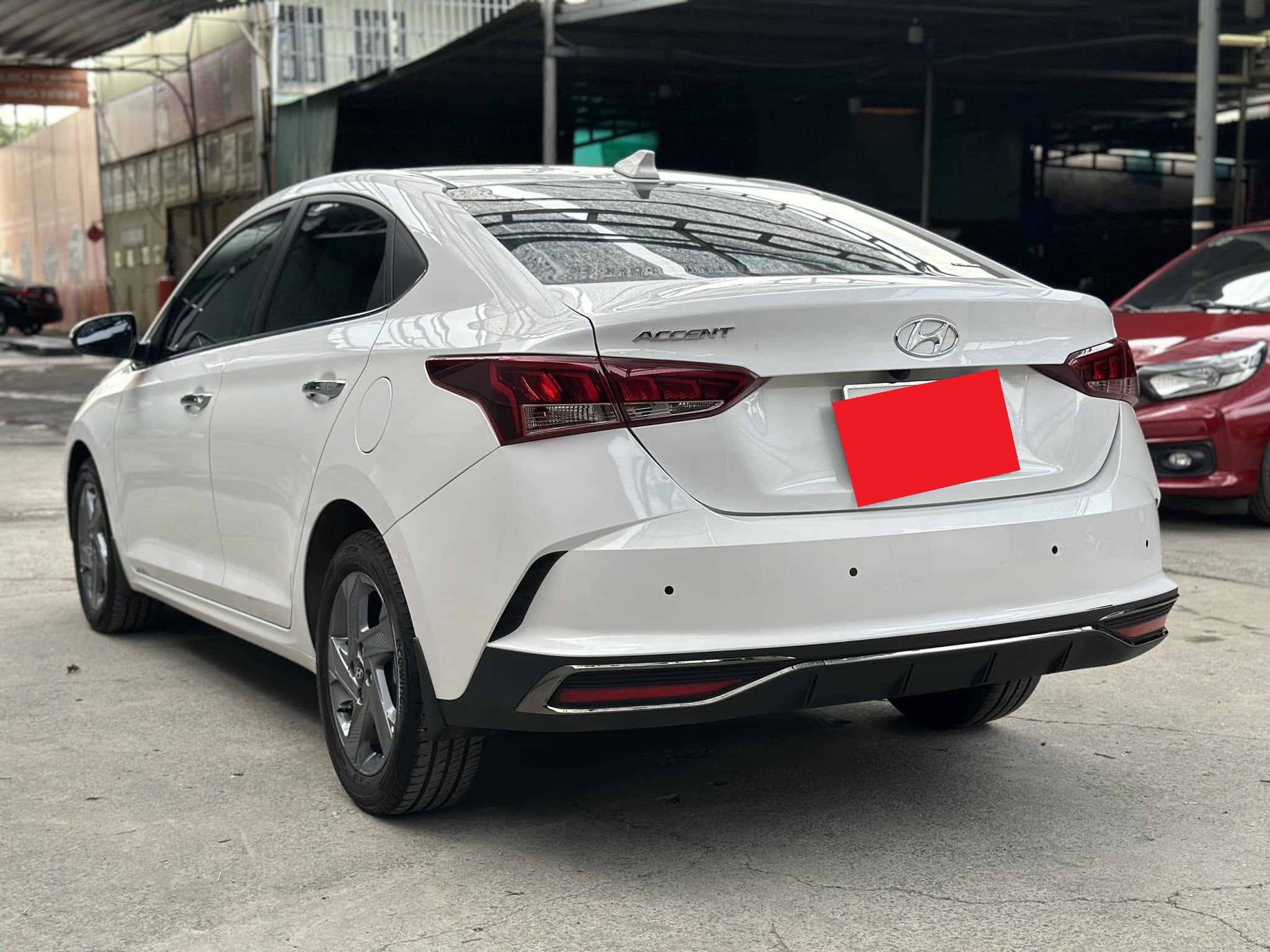 Bán Hyundai Accent 1.4 AT Đặc Biệt năm 2023, màu trắng
