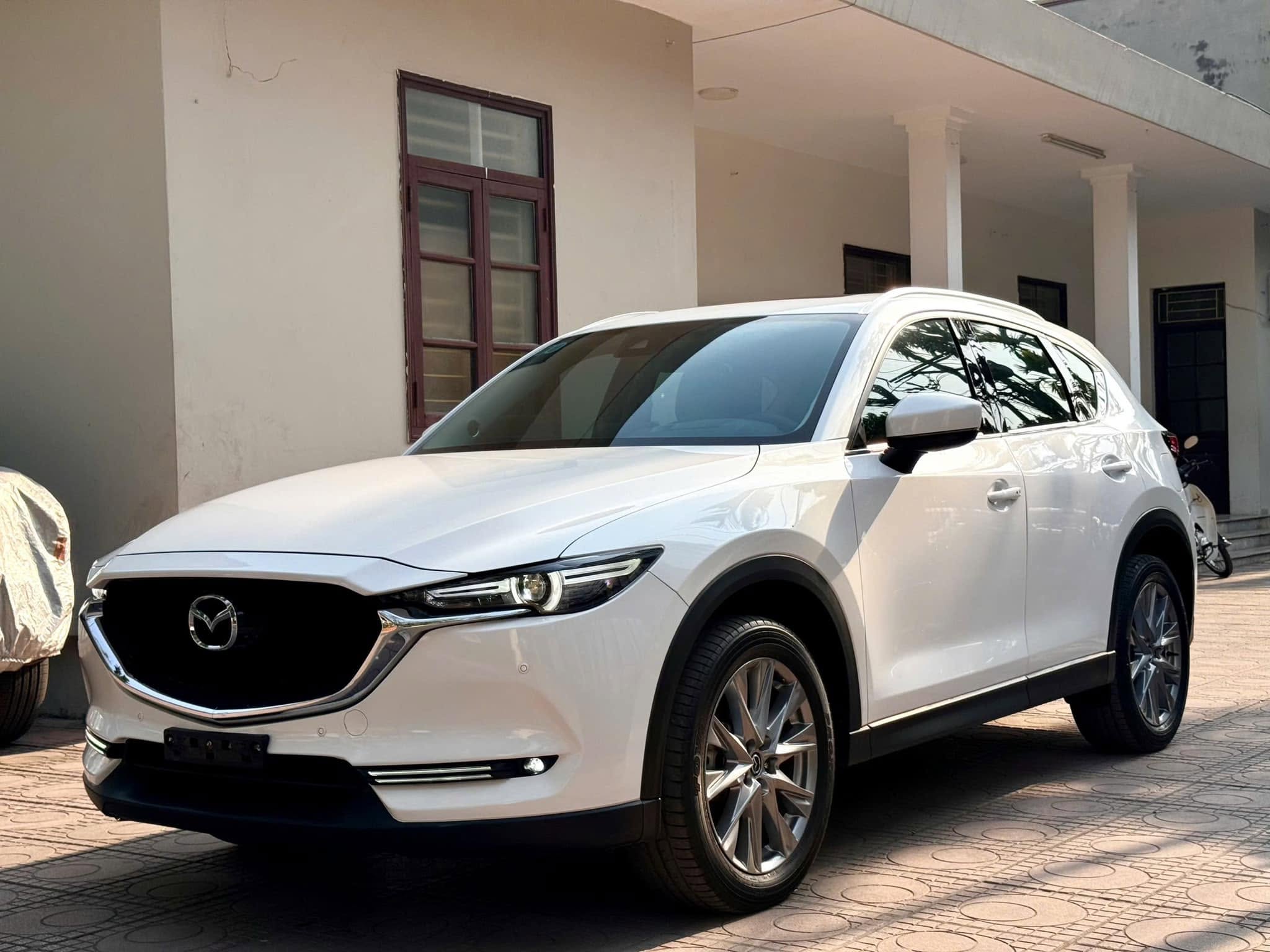 Cần bán Mazda Mazda CX 5 Premium 2.0 AT sản xuất 2023, màu trắng, giá 368tr