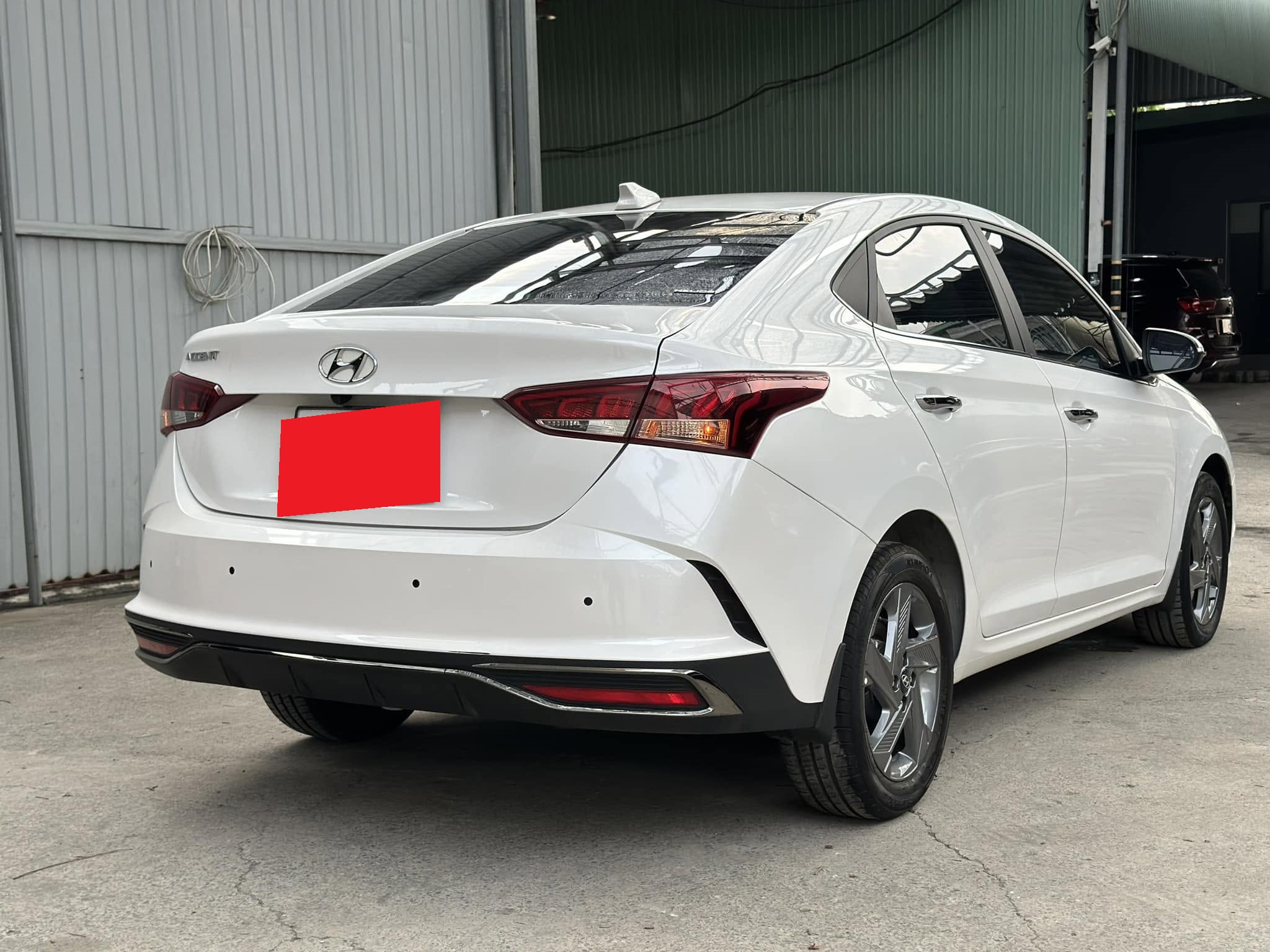 Bán Hyundai Accent 1.4 AT Đặc Biệt năm 2023, màu trắng