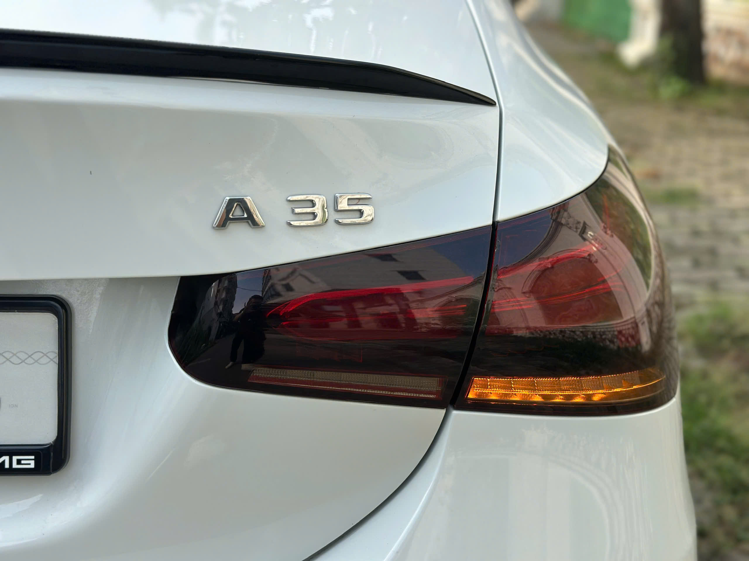 Bán xe Mercedes-Benz A class A35 AMG 4Matic sản xuất 2020, màu trắng, nhập khẩu, 1.099tỉ