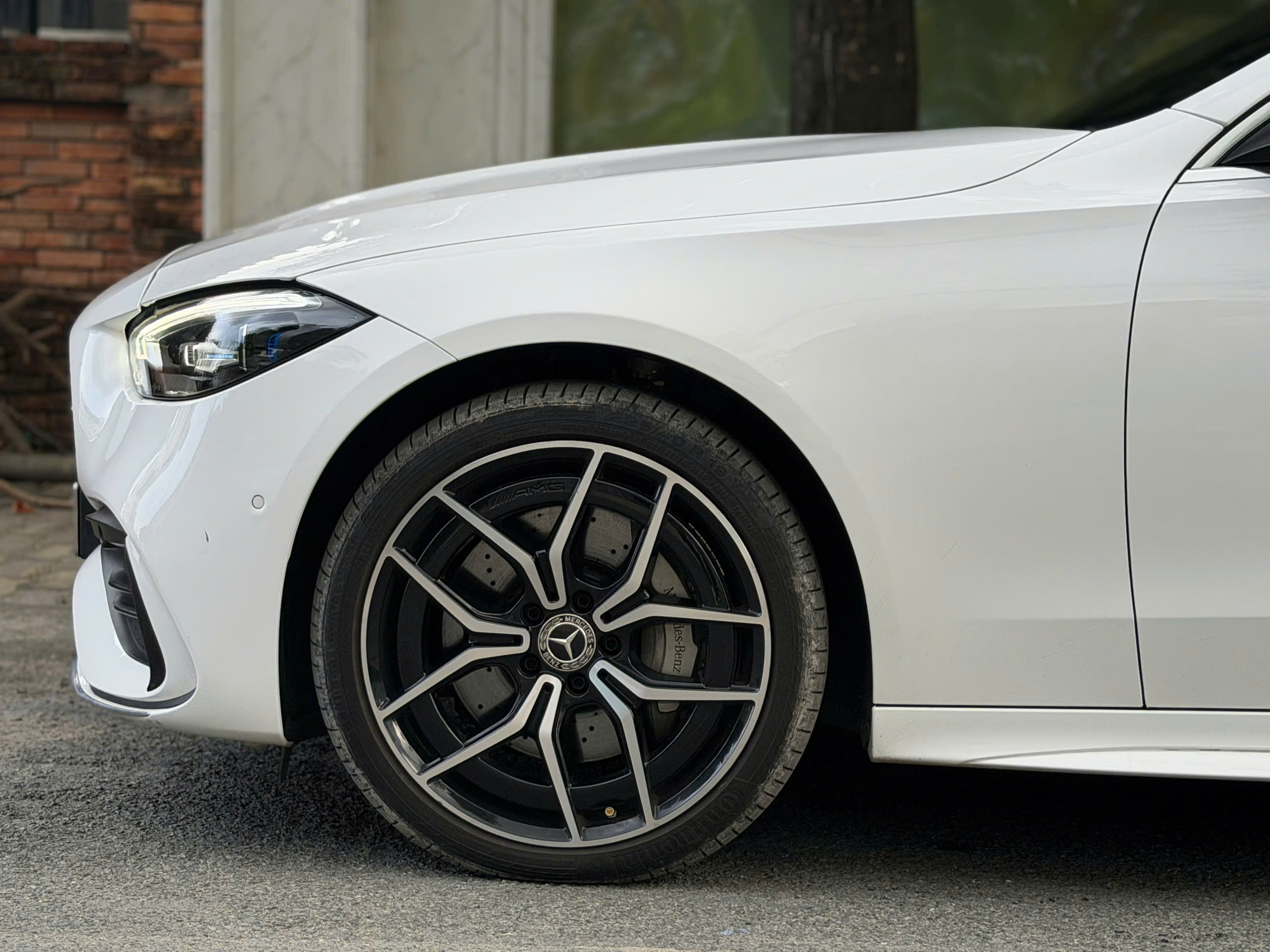 Bán xe Mercedes-Benz C class C300 AMG CBU năm sản xuất 2023, màu xanh lục, xe nhập