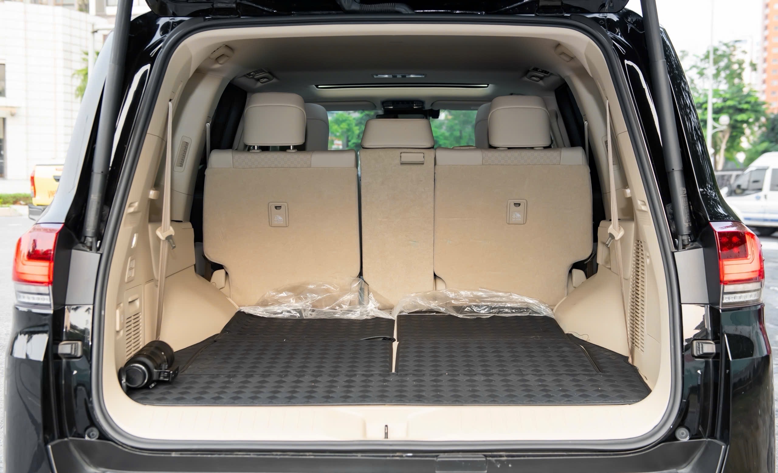 Bán Toyota Land Cruiser VX năm 2024, màu đen, xe nhập giá cạnh tranh