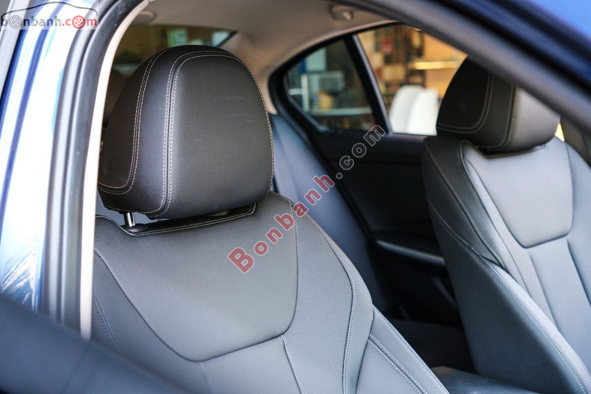 Bán ô tô BMW 3 Series 320i Sport Line - 2023 - xe cũ