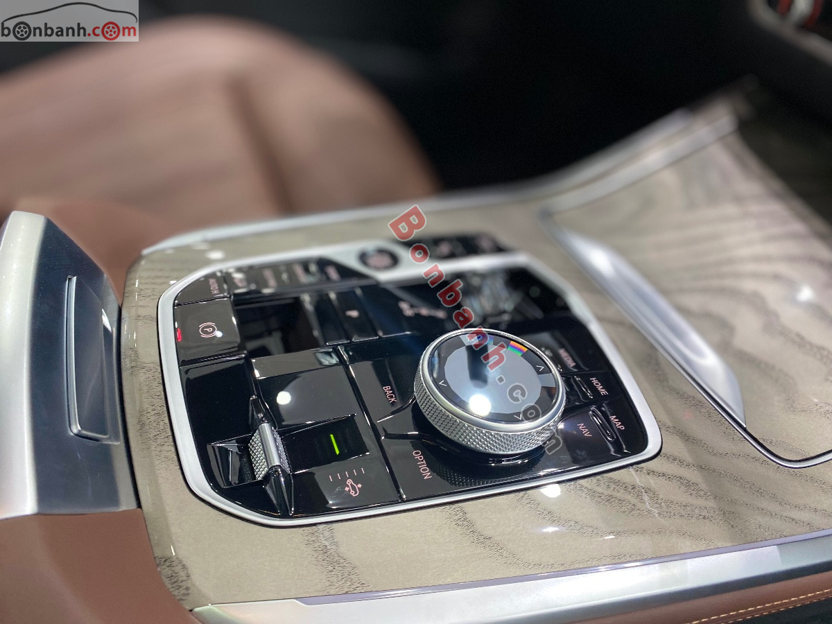 Bán ô tô BMW X7 xDrive40i - 2026 - xe mới