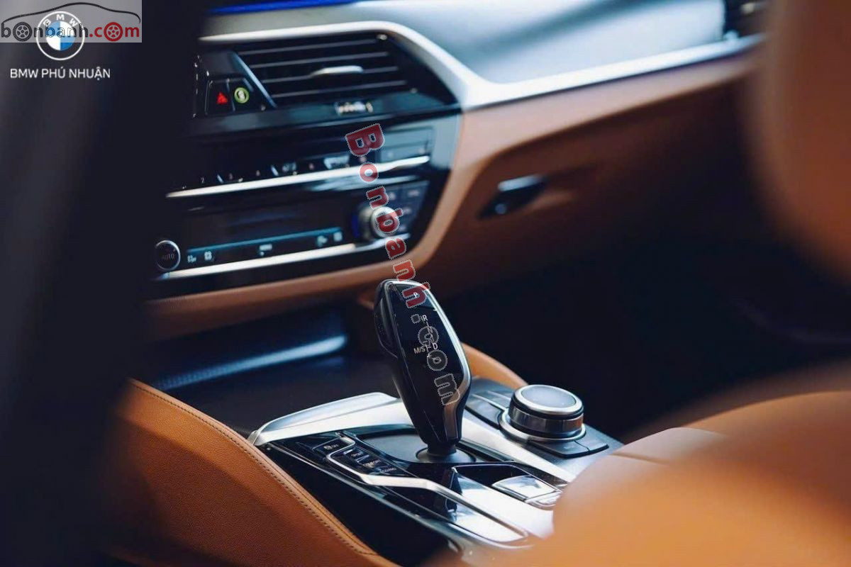 Bán ô tô BMW 5 Series 520i M Sport - 2023 - xe mới