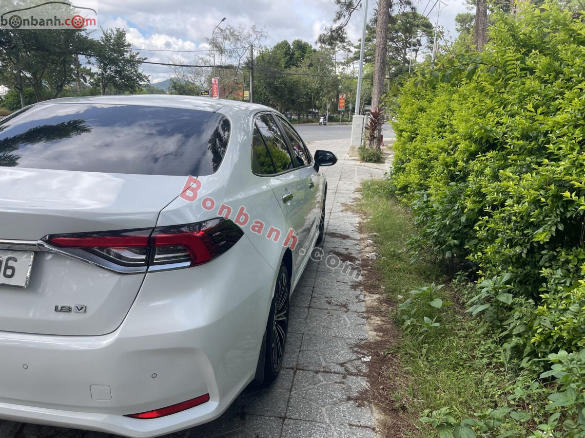 Bán ô tô Toyota Corolla altis 1.8V - 2022 - xe cũ