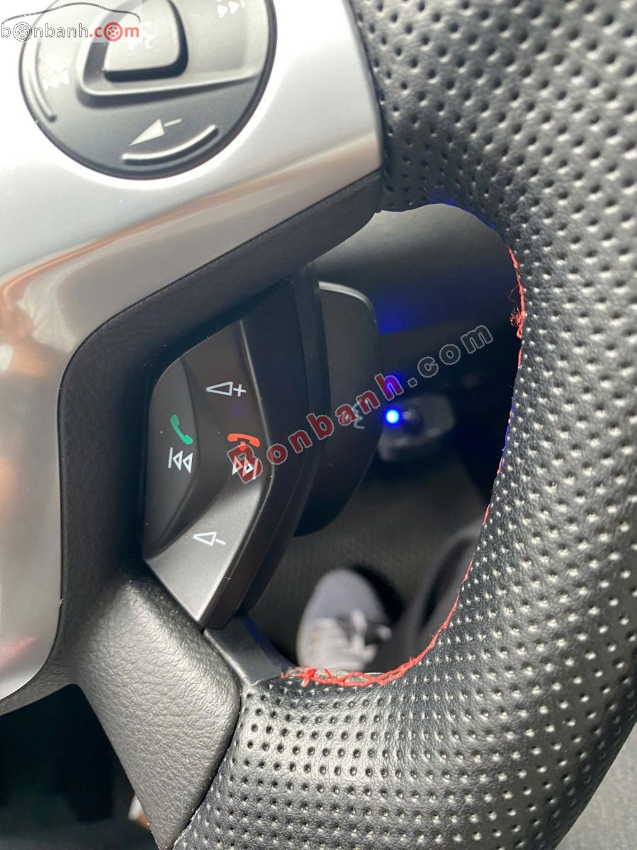 Bán ô tô Ford Focus 1.6 MT - 2013 - xe cũ