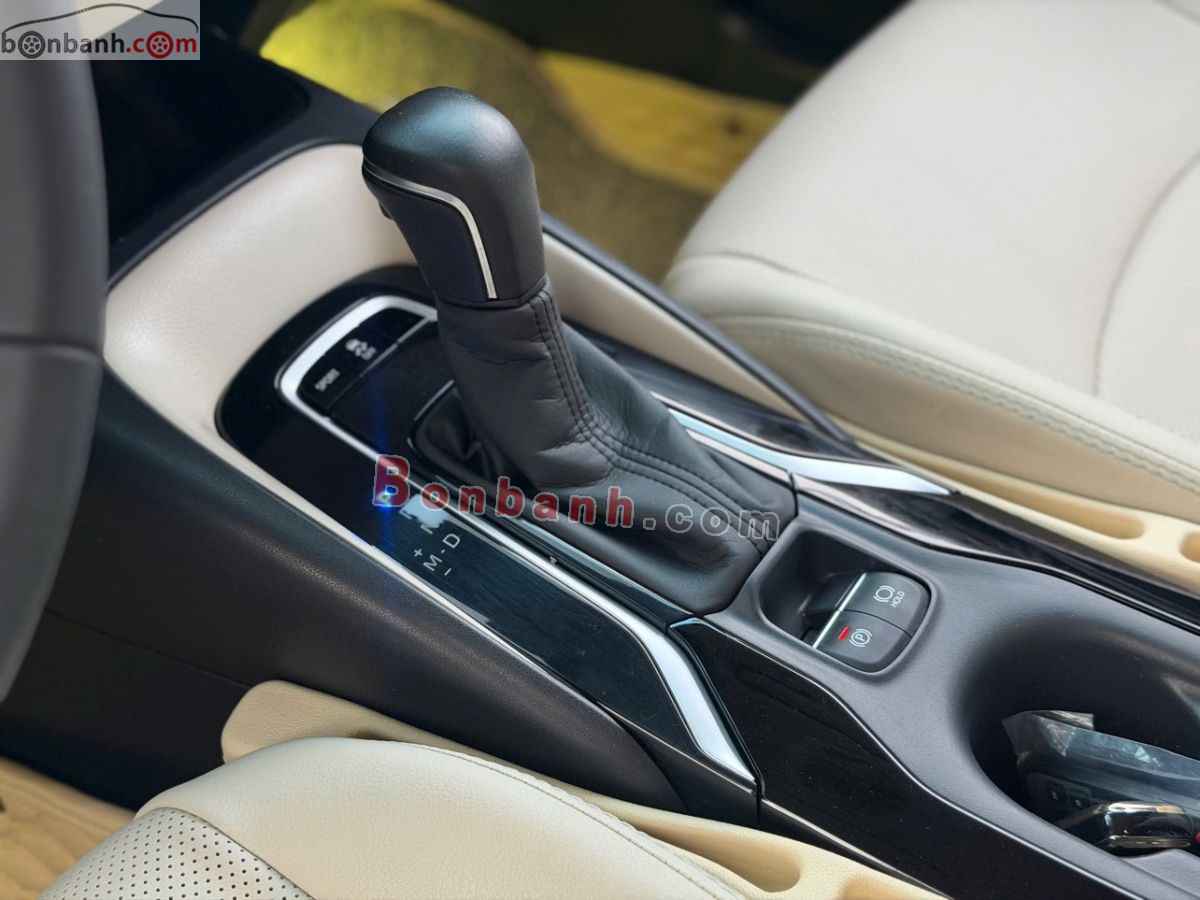 Bán ô tô Toyota Corolla altis 1.8V - 2022 - xe cũ