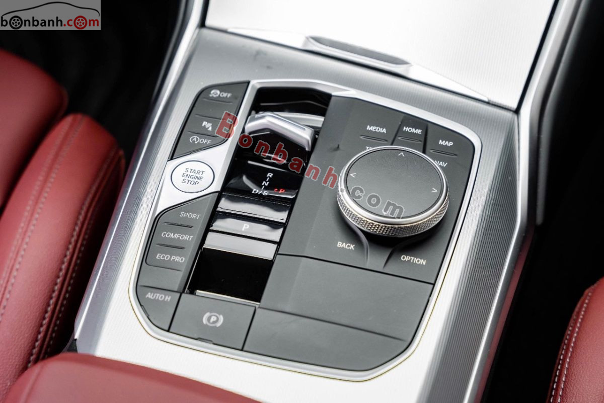 Bán ô tô BMW 3 Series 320i Sport Line - 2024 - xe cũ