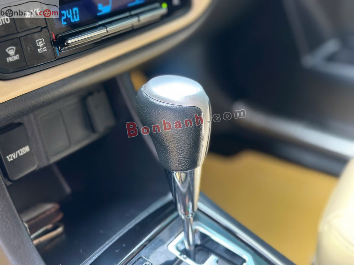 Bán ô tô Toyota Corolla altis 1.8G AT - 2019 - xe cũ
