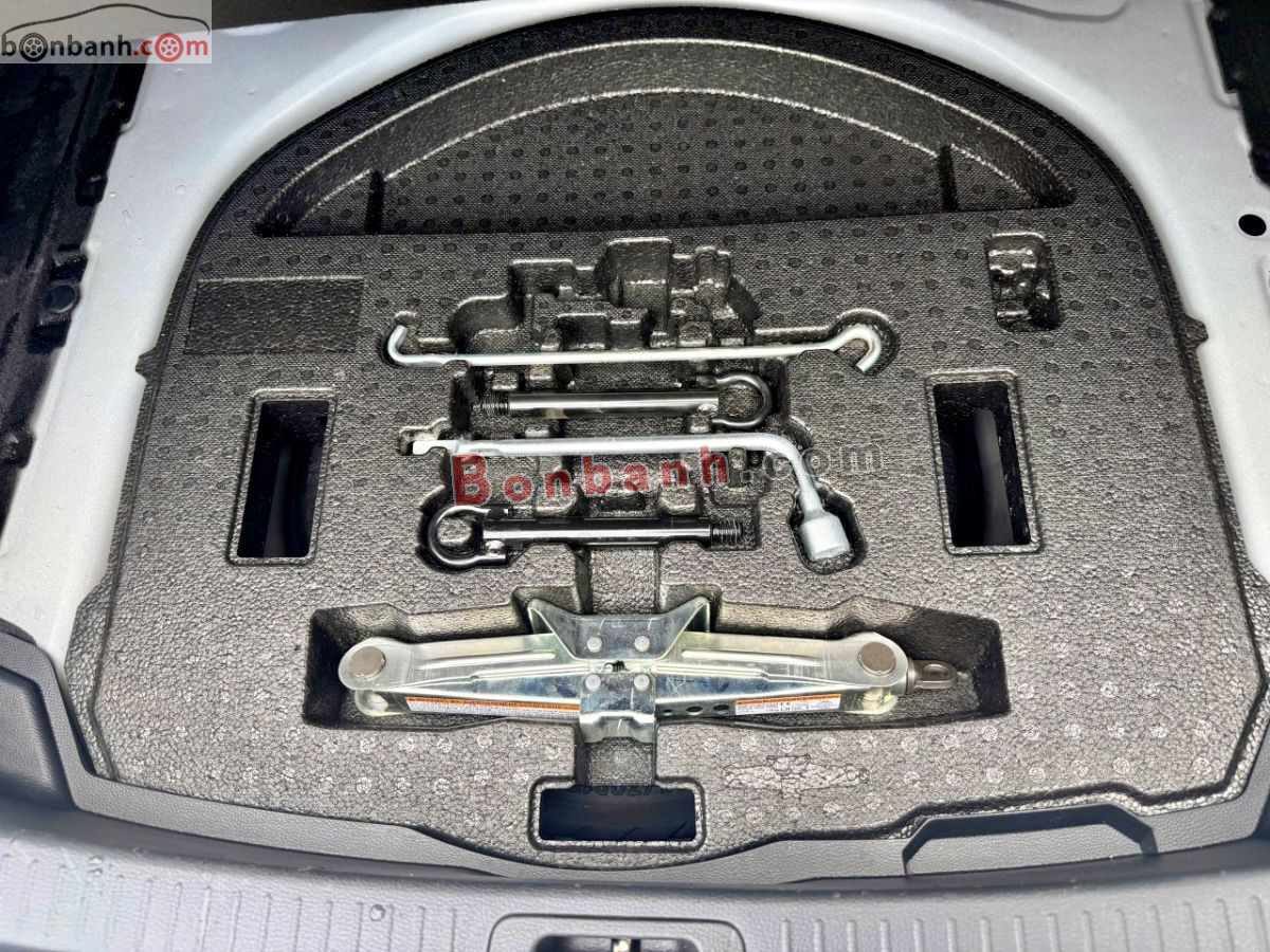 Bán ô tô Toyota Corolla altis 1.8HEV - 2022 - xe cũ