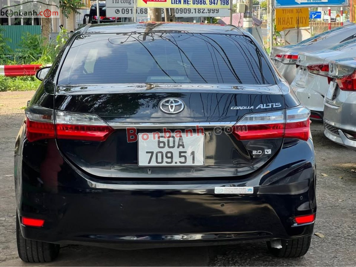 Bán ô tô Toyota Corolla altis 2.0V AT - 2017 - xe cũ