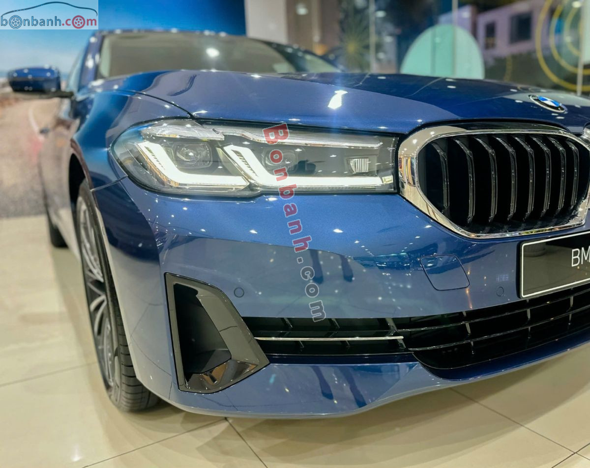 Bán ô tô BMW 5 Series 520i - 2023 - xe cũ