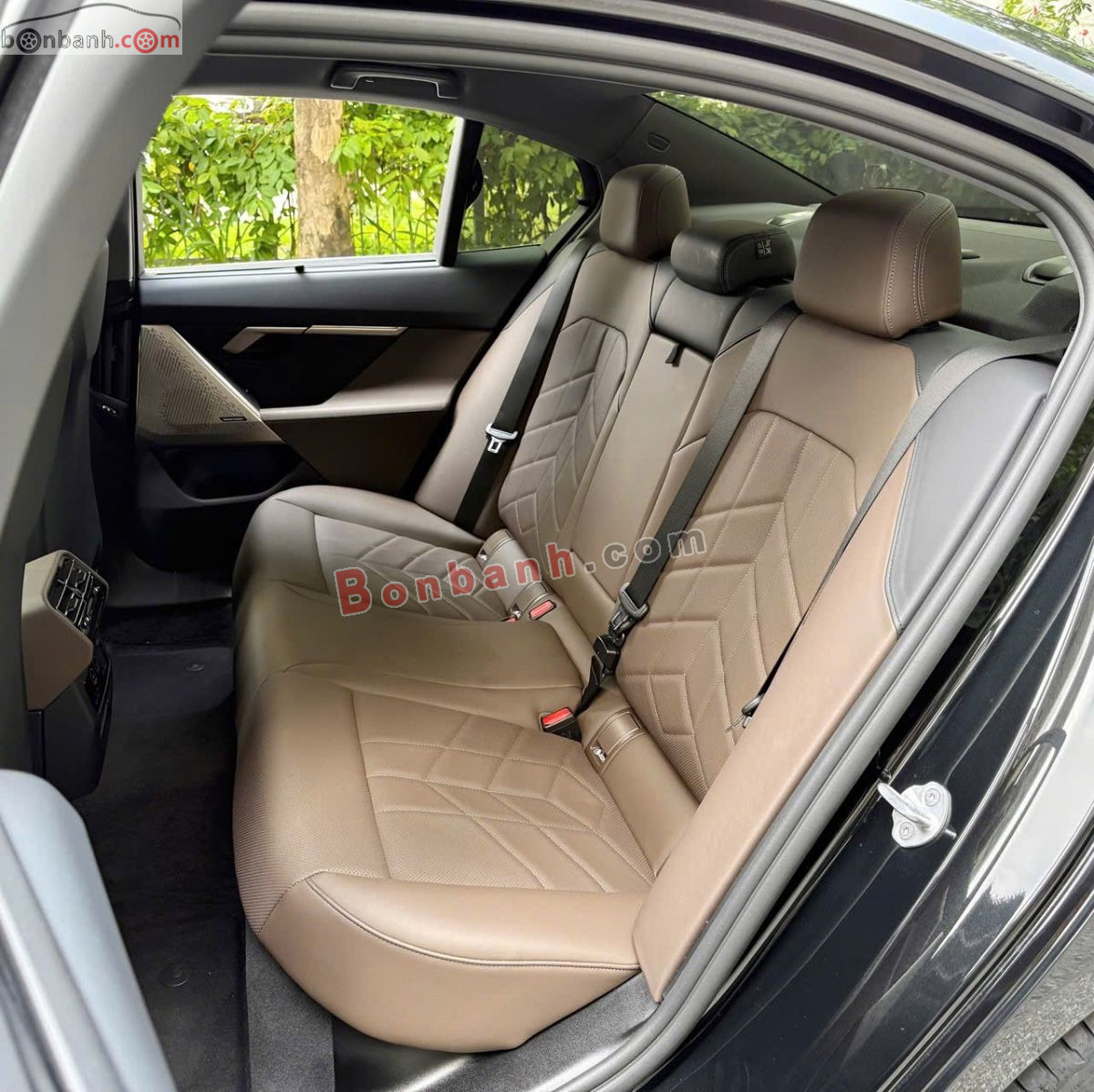 Bán ô tô BMW 5 Series 520i Premium - 2025 - xe cũ