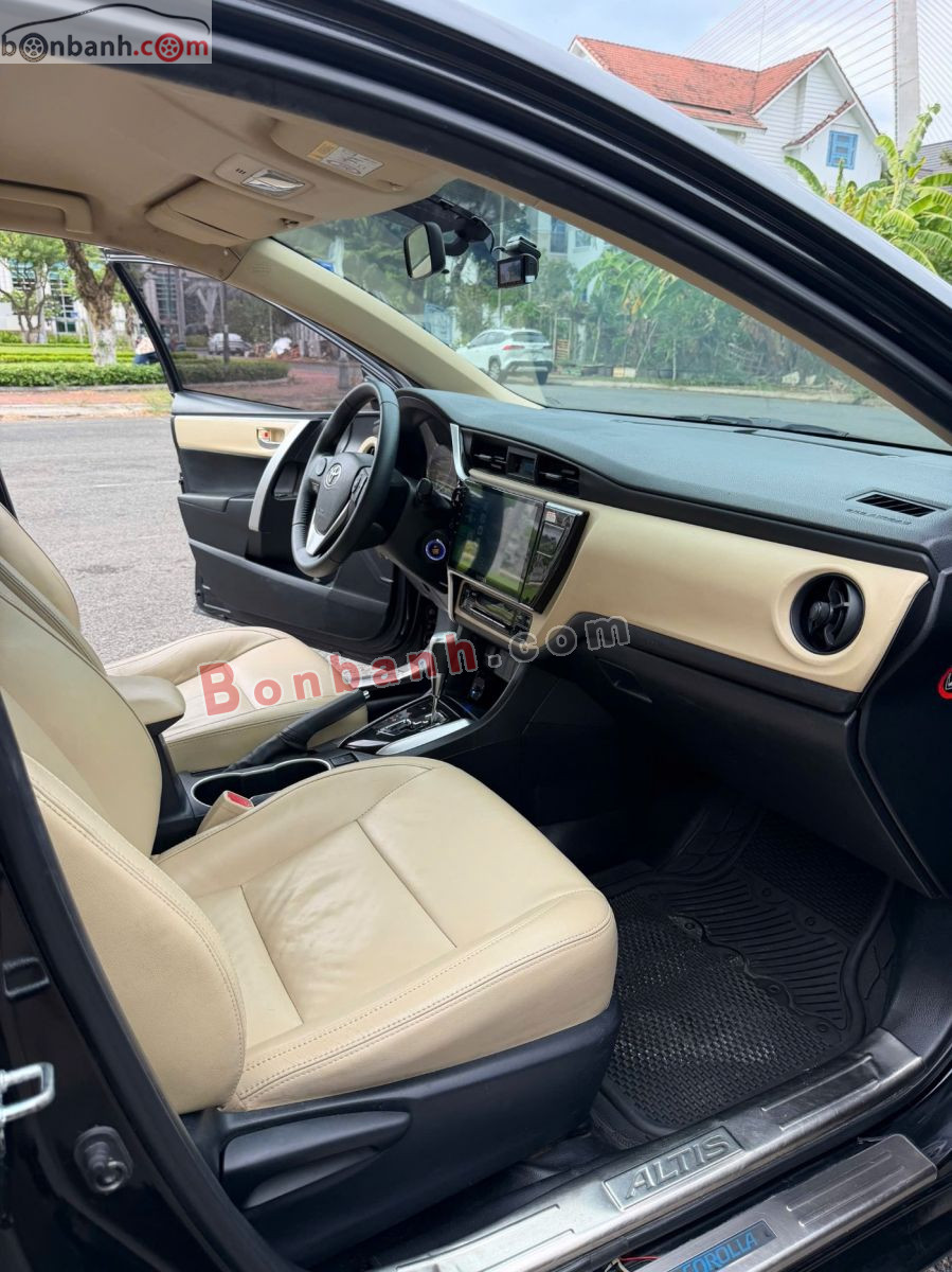 Bán ô tô Toyota Corolla altis 1.8G AT - 2018 - xe cũ