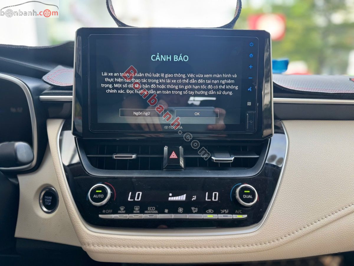 Bán ô tô Toyota Corolla altis 1.8V - 2022 - xe cũ