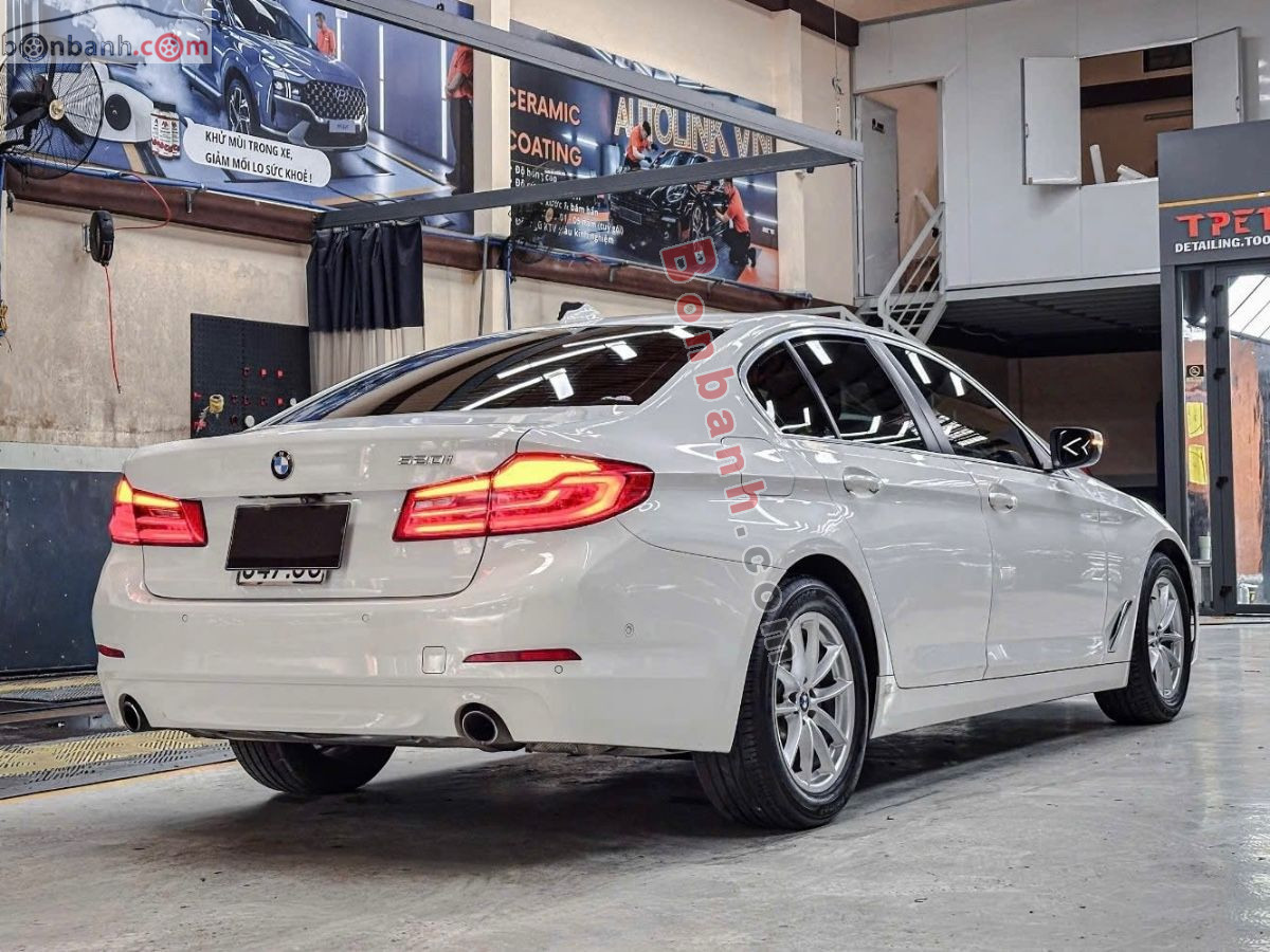 Bán ô tô BMW 5 Series 520i - 2018 - xe cũ