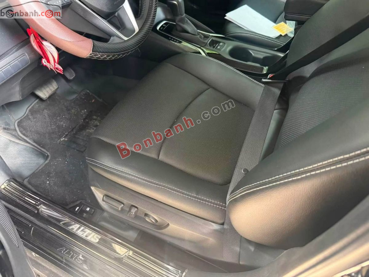 Bán ô tô Toyota Corolla altis 1.8V - 2023 - xe cũ