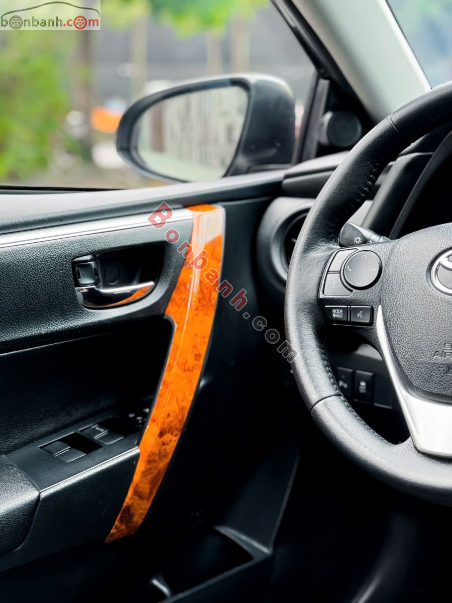 Bán ô tô Toyota Corolla altis 2.0V Sport - 2018 - xe cũ