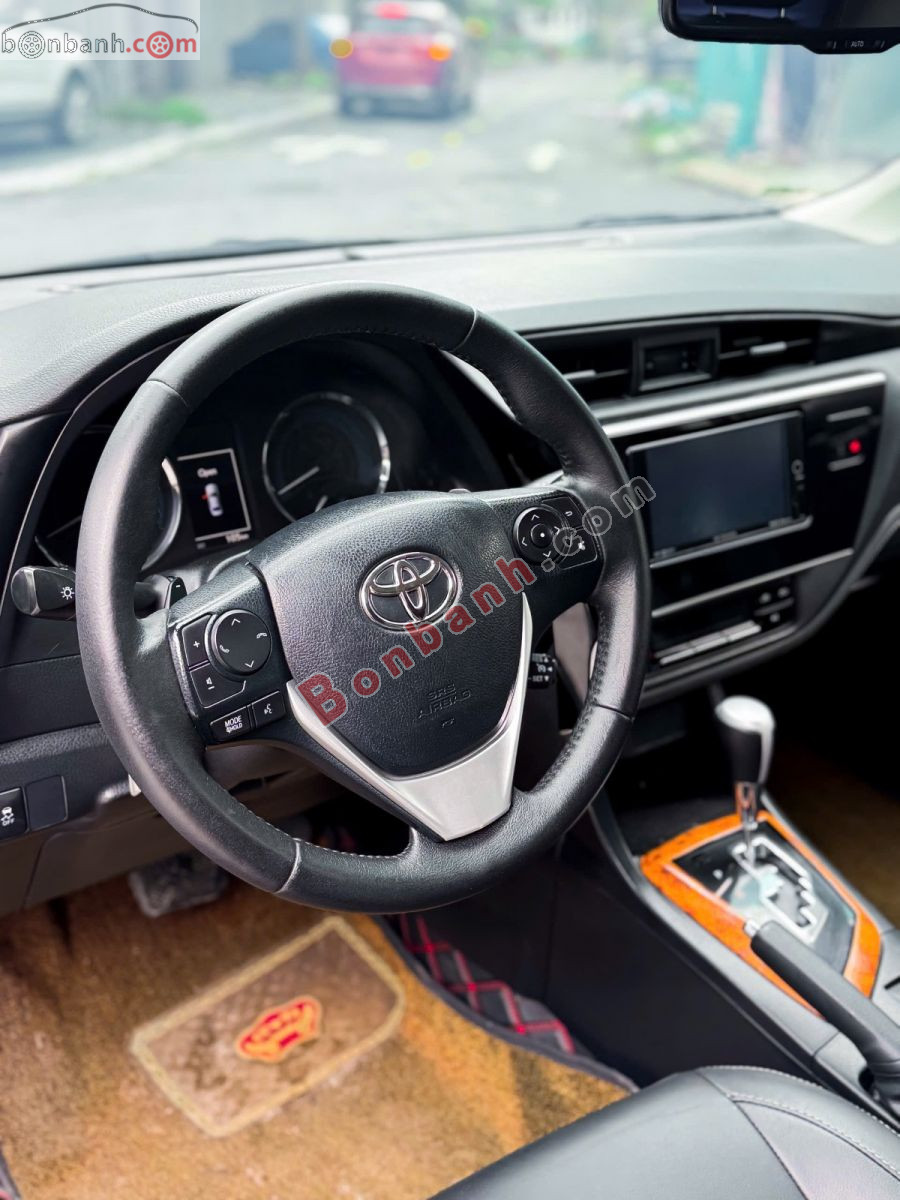 Bán ô tô Toyota Corolla altis 2.0V Sport - 2018 - xe cũ