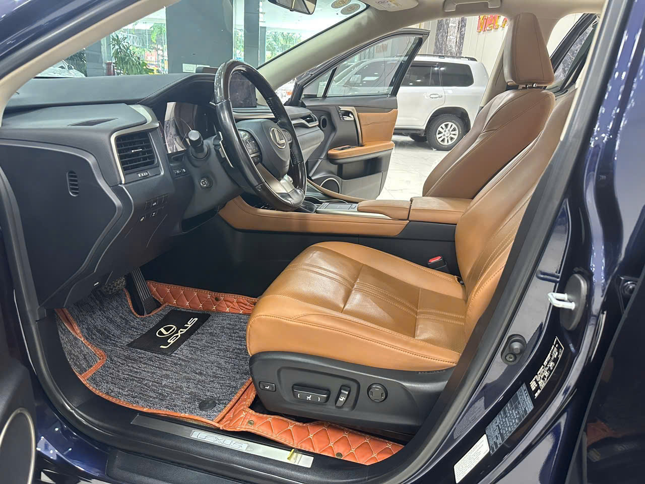 Bán xe Lexus RX300 Sản xuất 2021 xe siêu đẹp chủ đi 51.000Km chuẩn