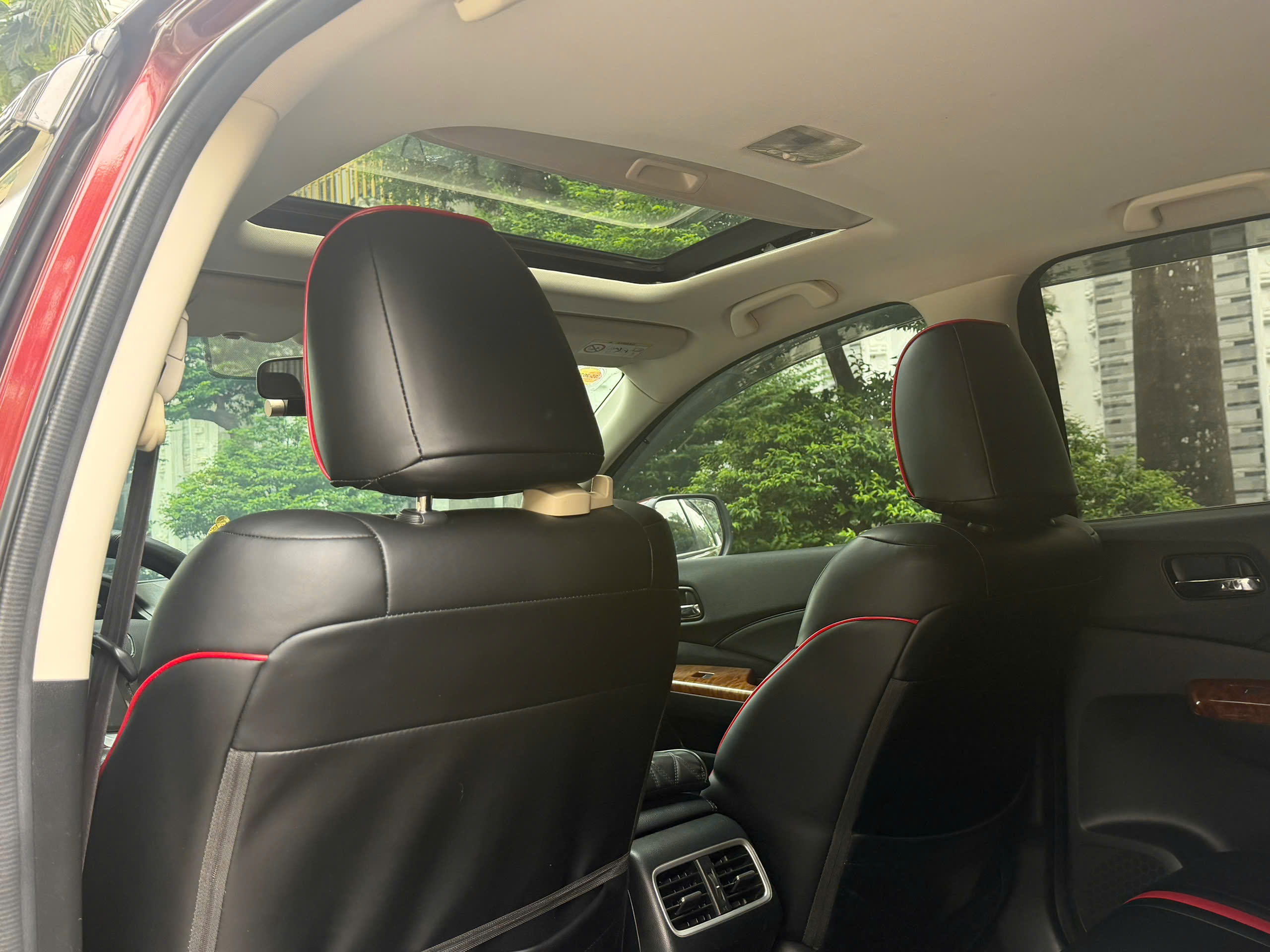 Cần bán xe Honda CR V 2.4 AT năm 2016, màu đỏ, 430tr