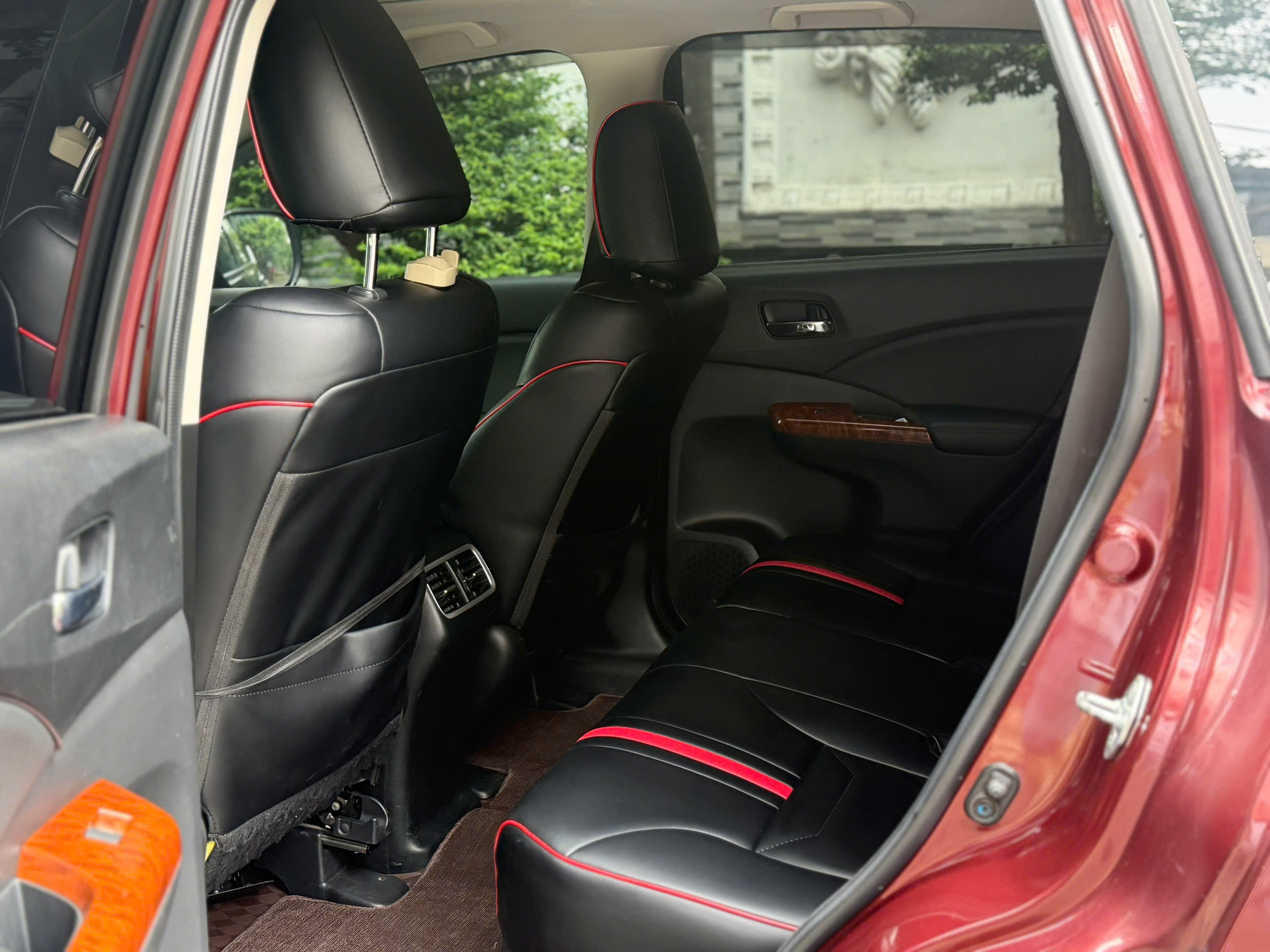 Cần bán xe Honda CR V 2.4 AT năm 2016, màu đỏ, 430tr
