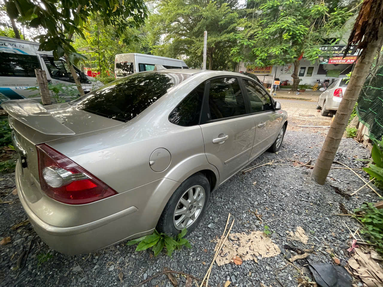 Forcus 2006 sedan xe chính chủ bán