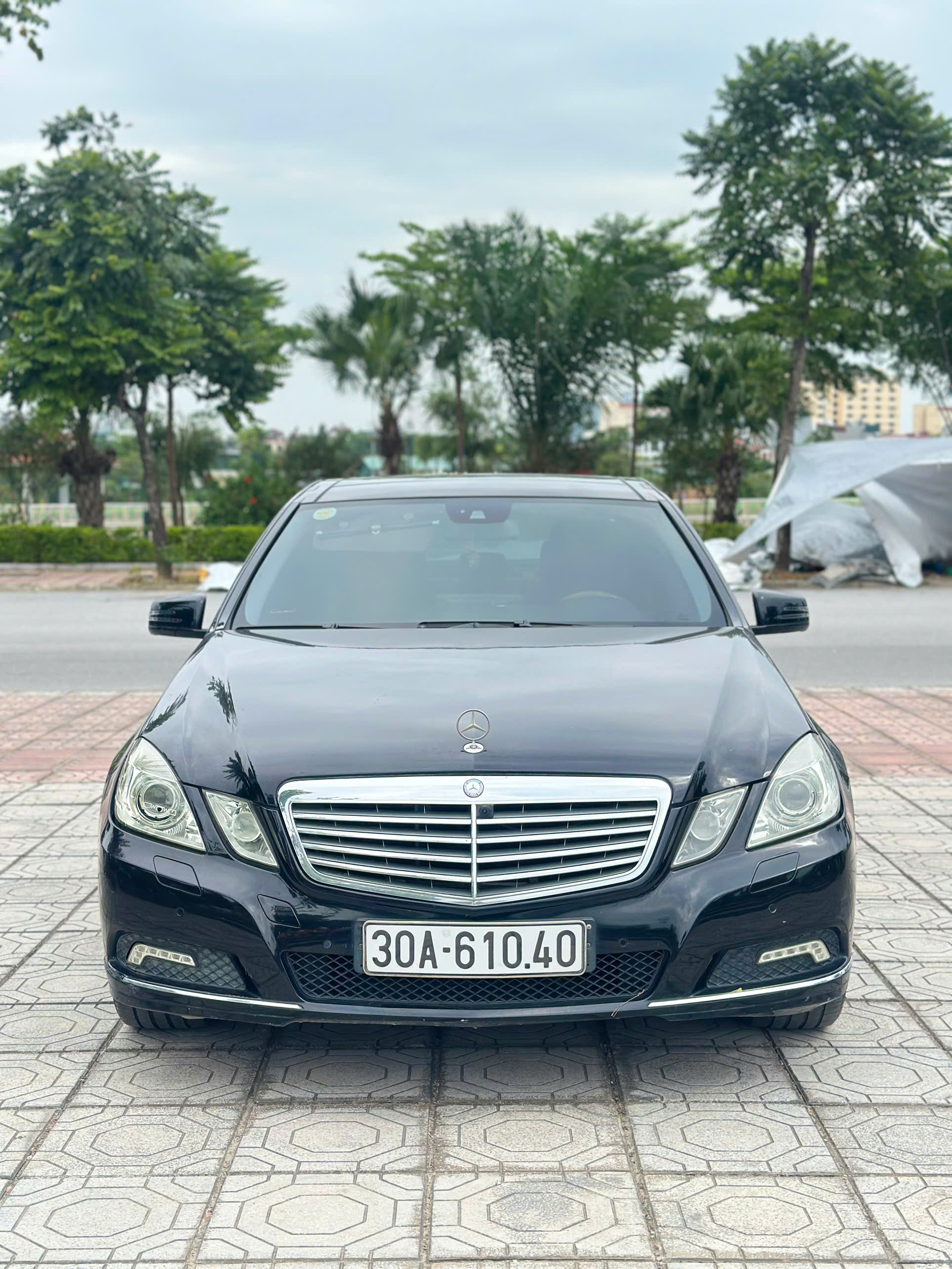 Xe Mercedes Benz E class E300 2010 - 255 Triệu