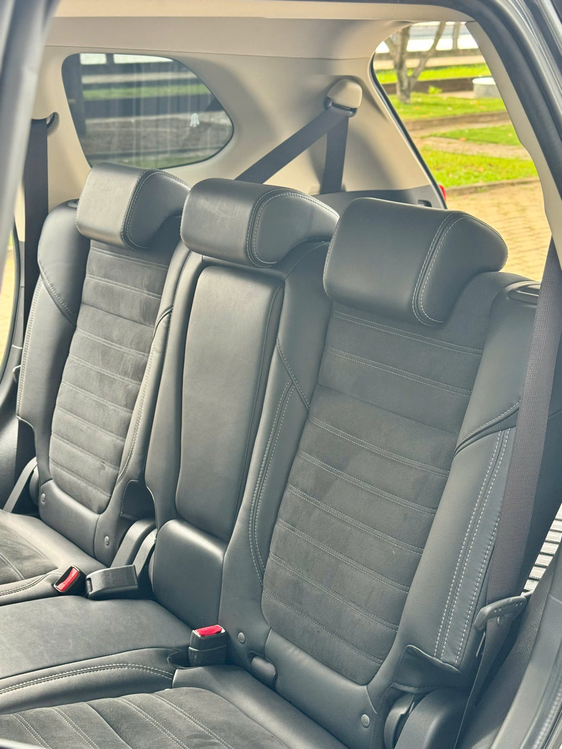 Bán Mitsubishi Outlander 2.0 CVT năm 2024, màu xám (ghi), giá chỉ 639 triệu