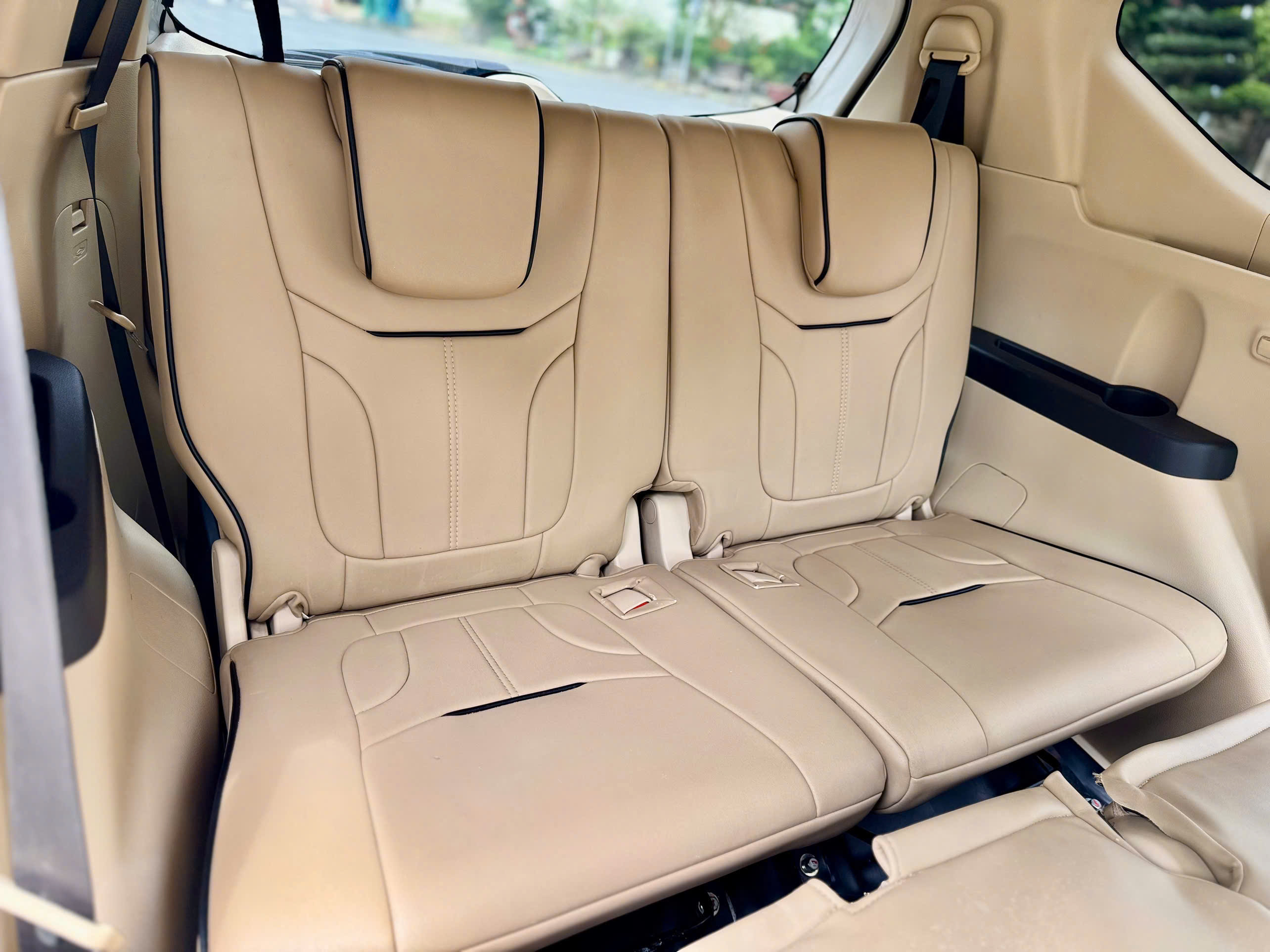 Bán xe Mitsubishi Xpander 1.5 AT sản xuất năm 2020, màu trắng, xe nhập, 370 triệu